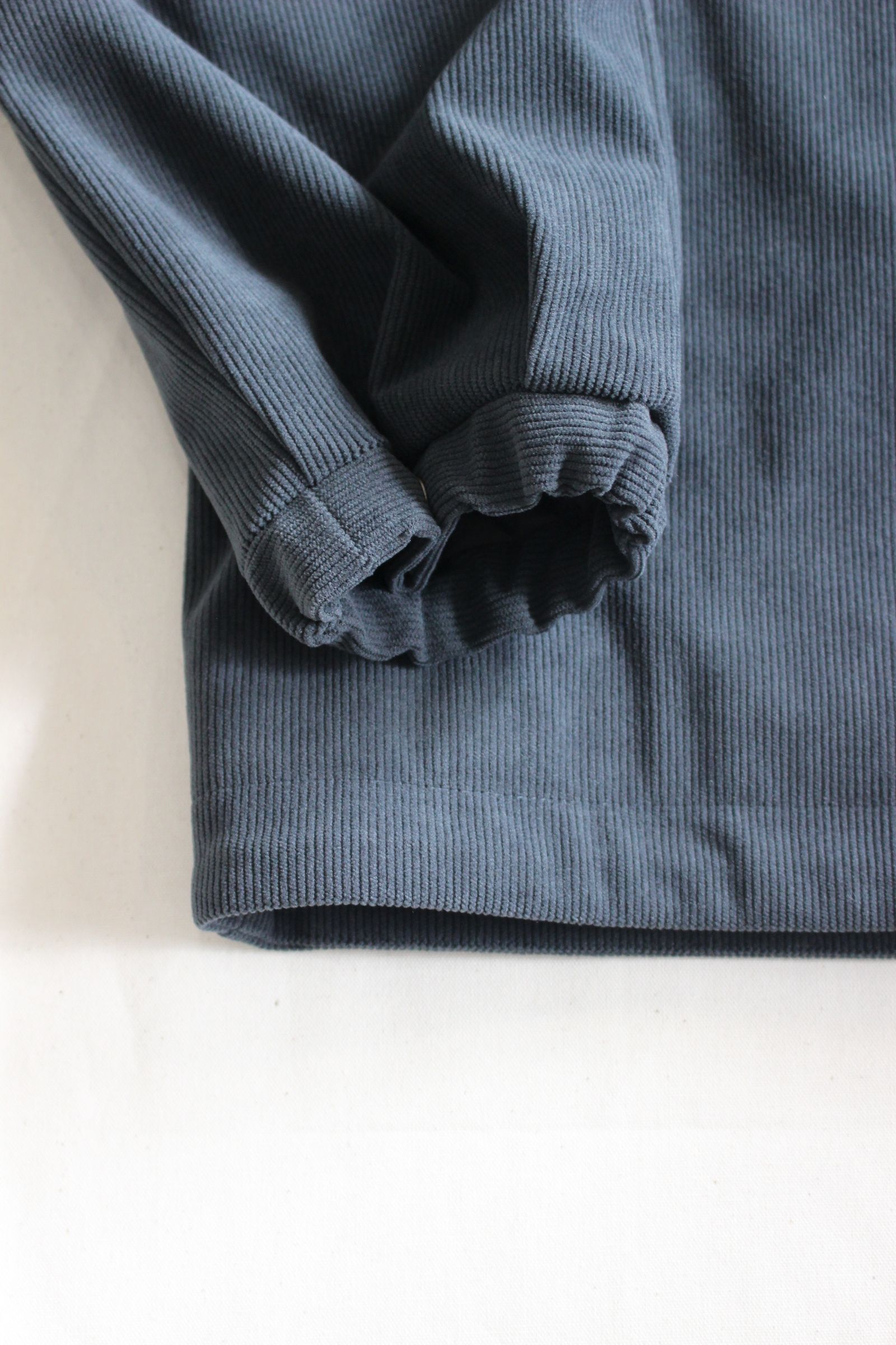 TRICOT CORDUROY COLLARLESS BLOUSON | CADET BLUE | コーデュロイブルゾン