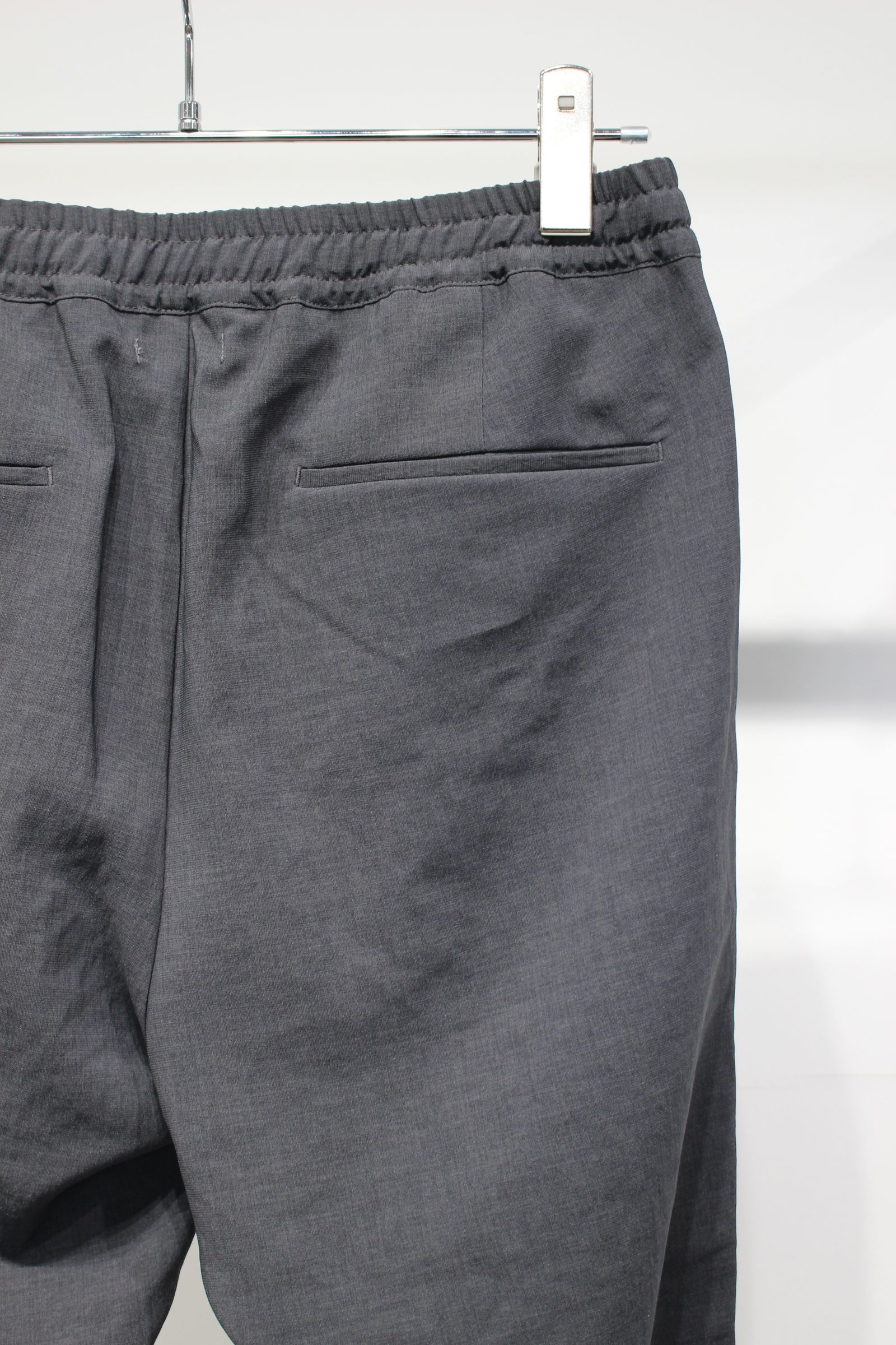 SHARI PANTS | CHAMBRAY BLACK | イージーパンツ