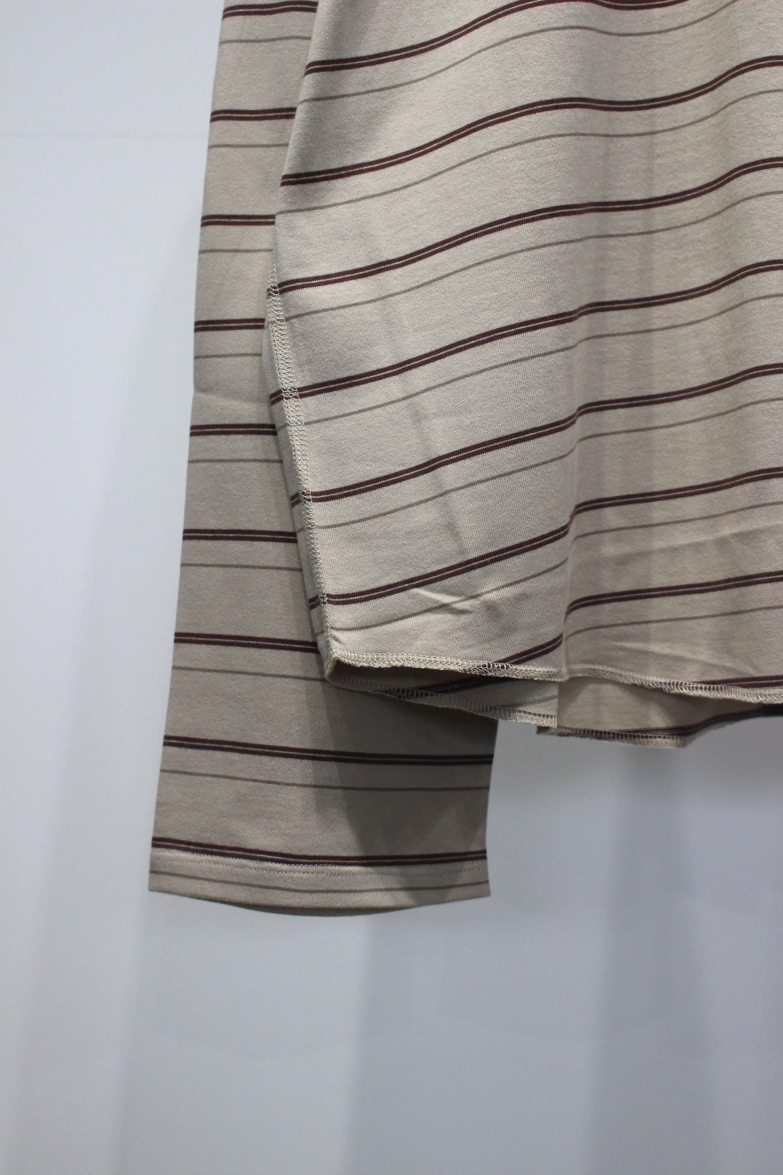 TURTLENECK BORDER LS T-SHIRT | BEIGE | カットソー