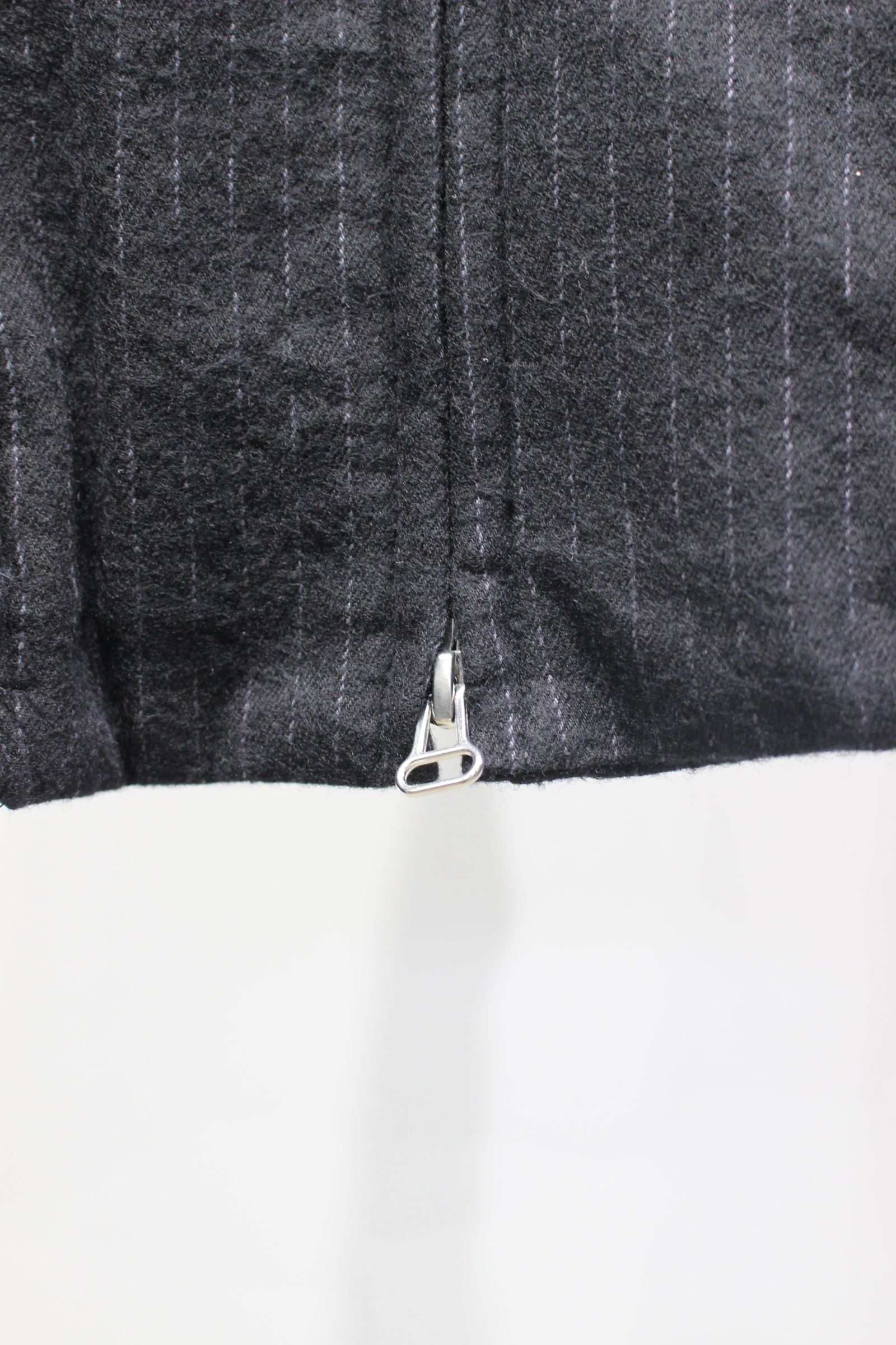LEATHER COLLAR SHORT JACKET | BLACK STRIPE | ライトアウター