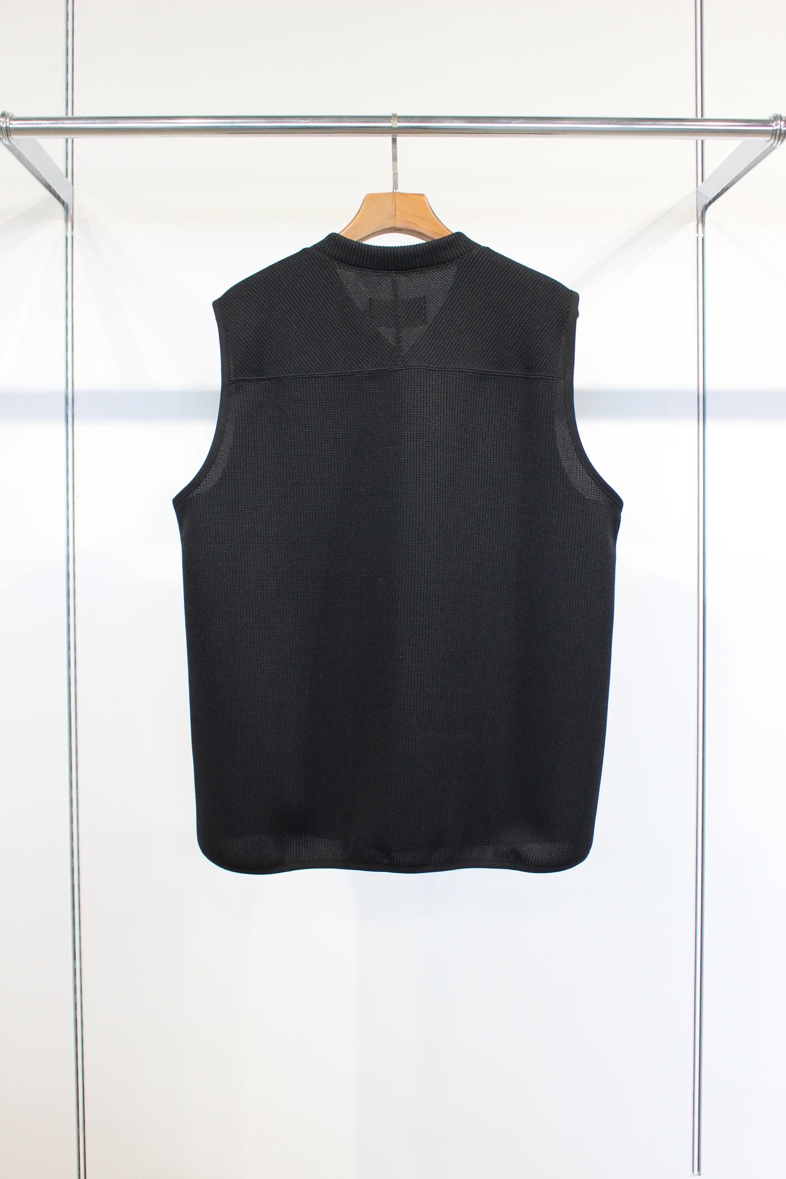 DRY KNIT VEST/BLACK