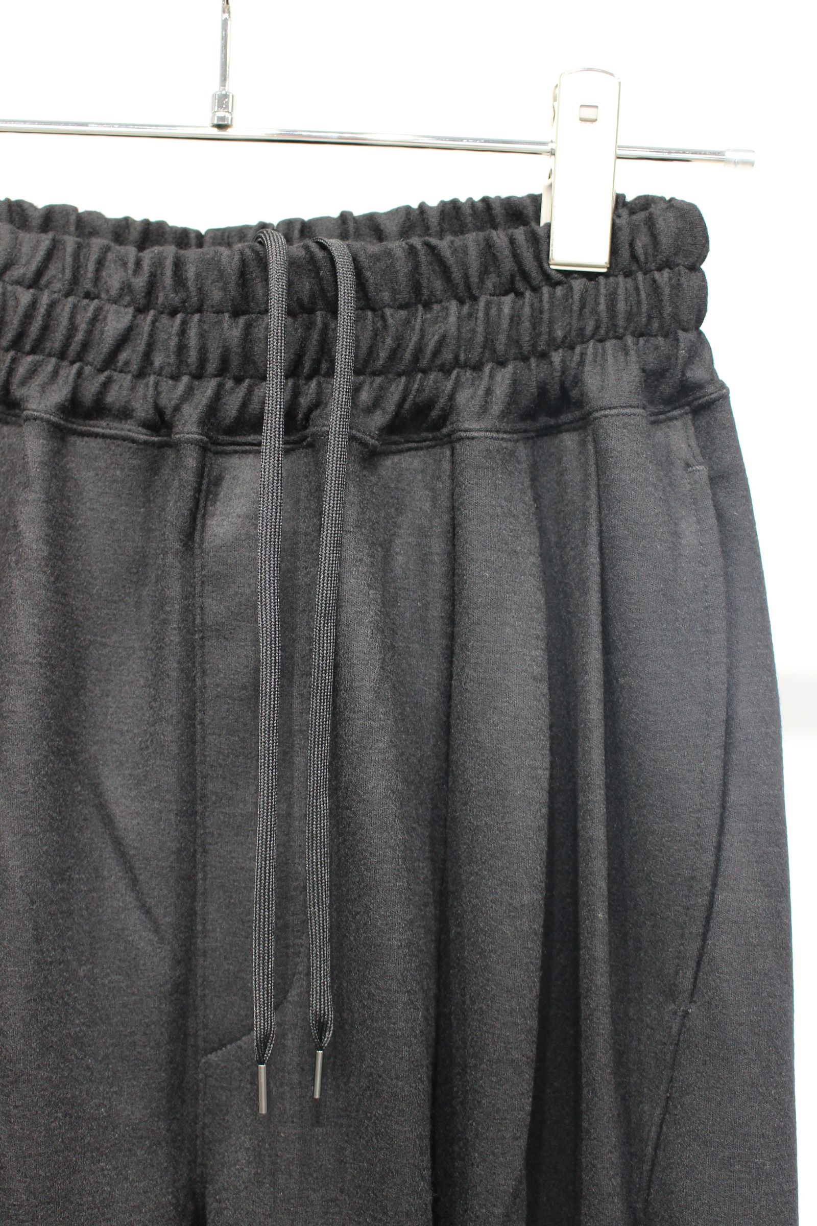 WIDE TUCK WOOL PANTS | BLACK | イージーパンツ