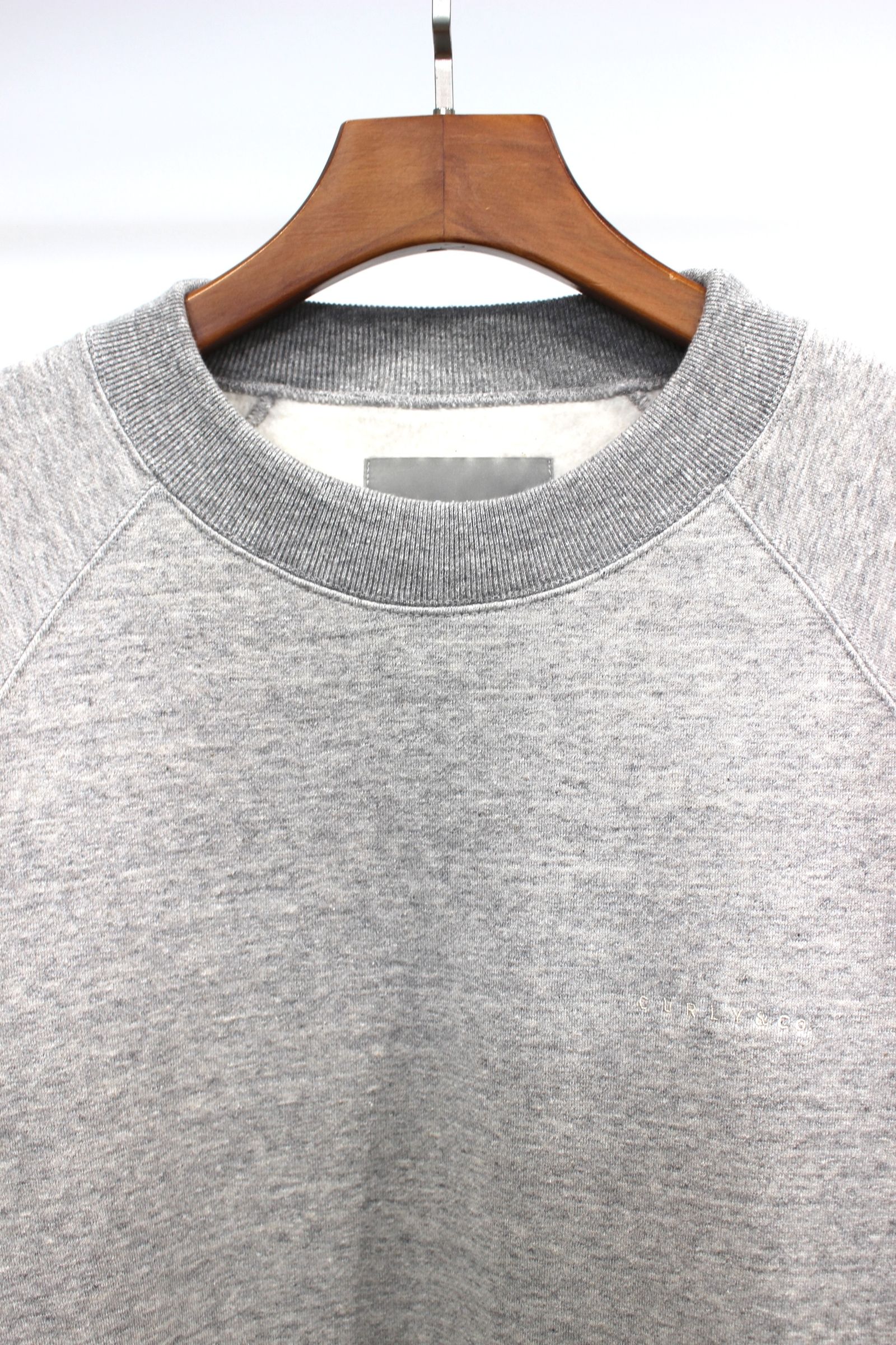CURLY&Co. - RAFFY HIGH-CREW NECK P/O -brushed- | GRAY