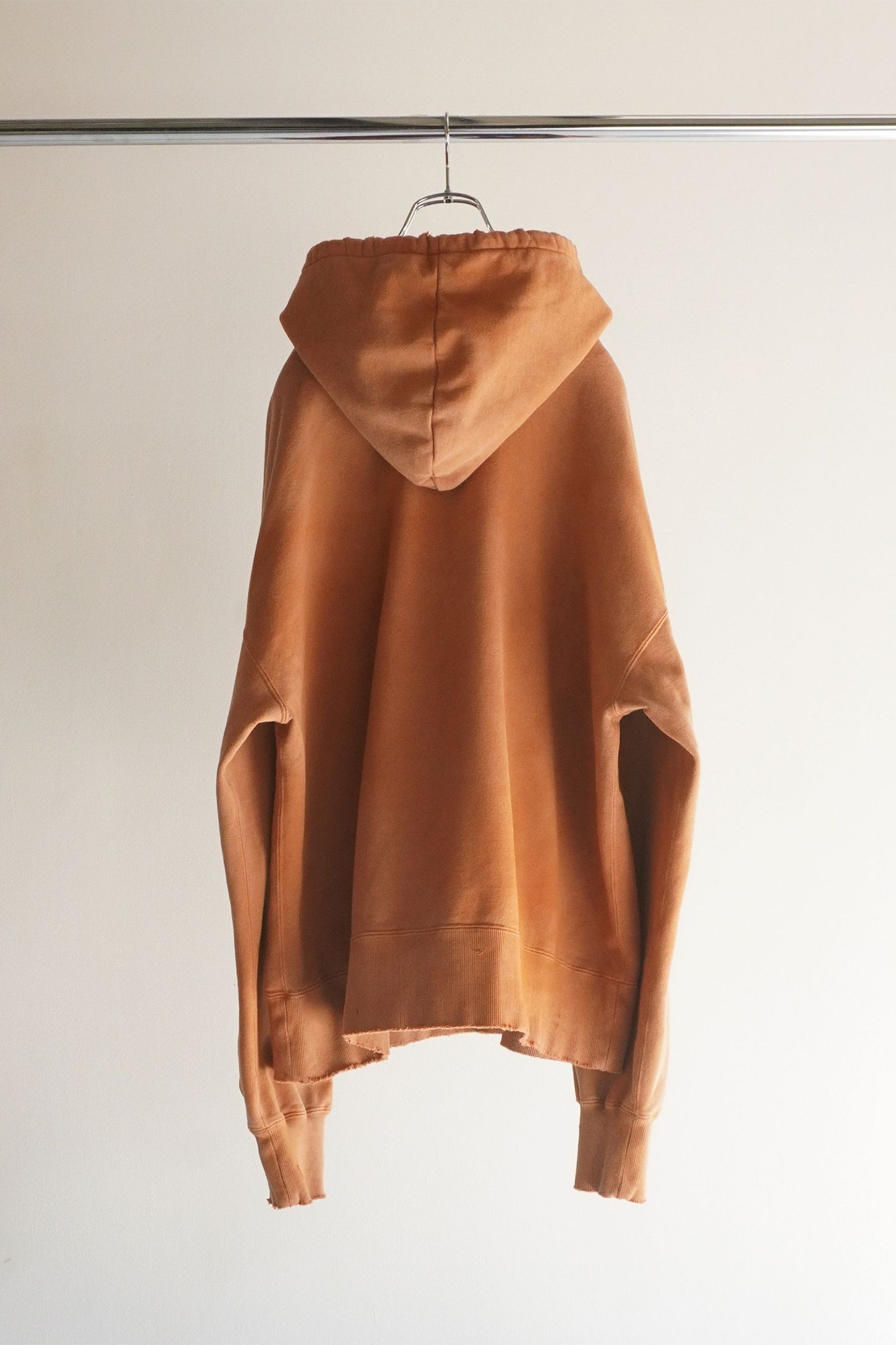 DYED DAMAGE HOODIE | TERRACOTTA | パーカー