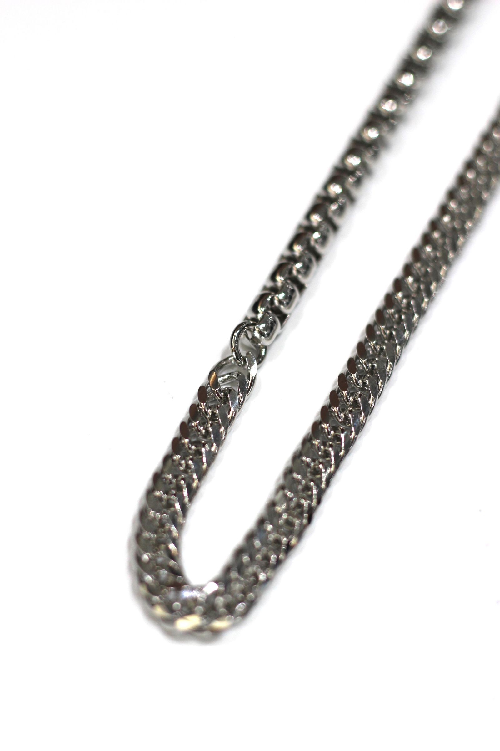 SWITCHING CHAIN NECKLACE/ネックレス