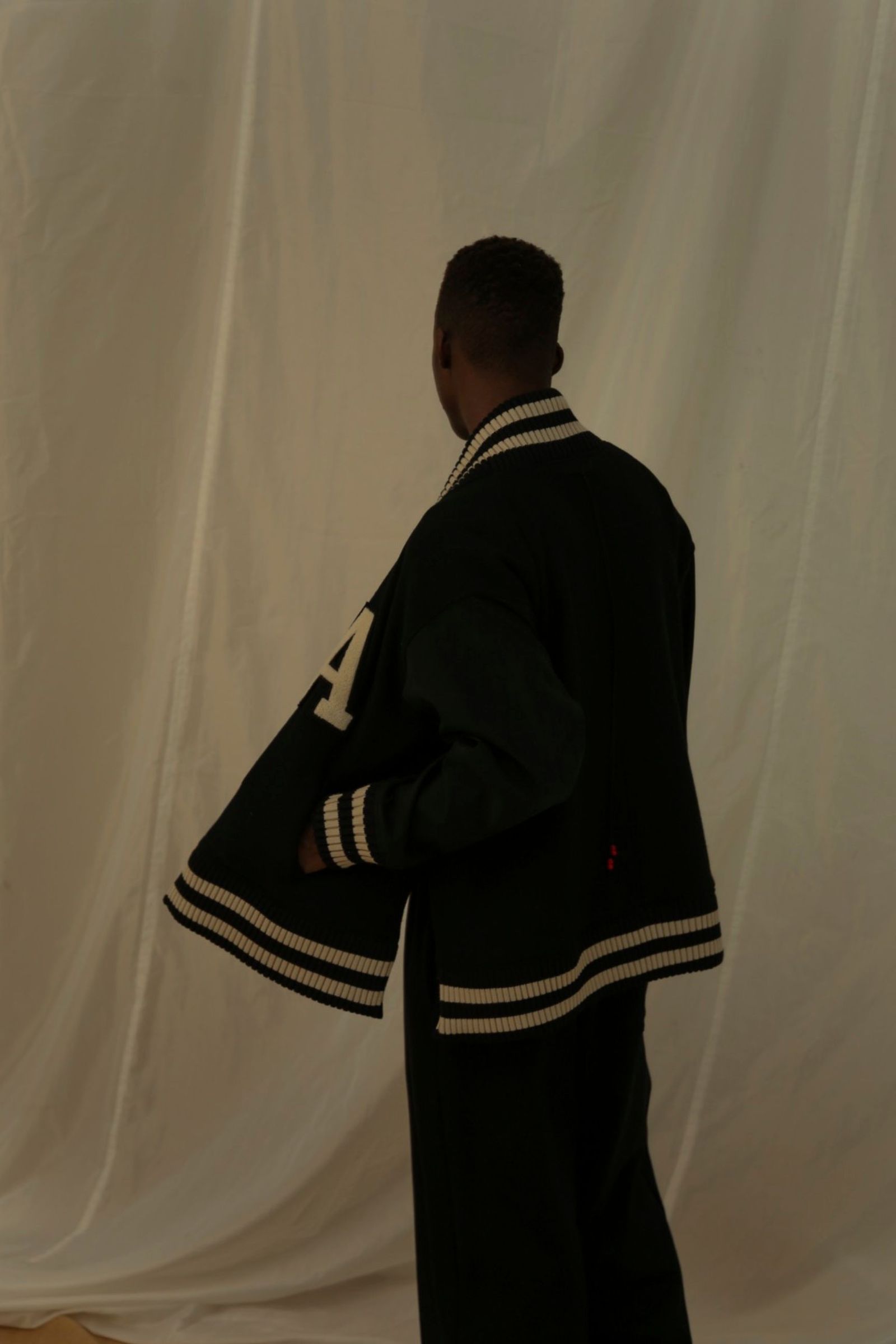 ANCELLM - [ラスト1点] SIDE SLIT VARSITY JACKET/BLACK | NapsNote