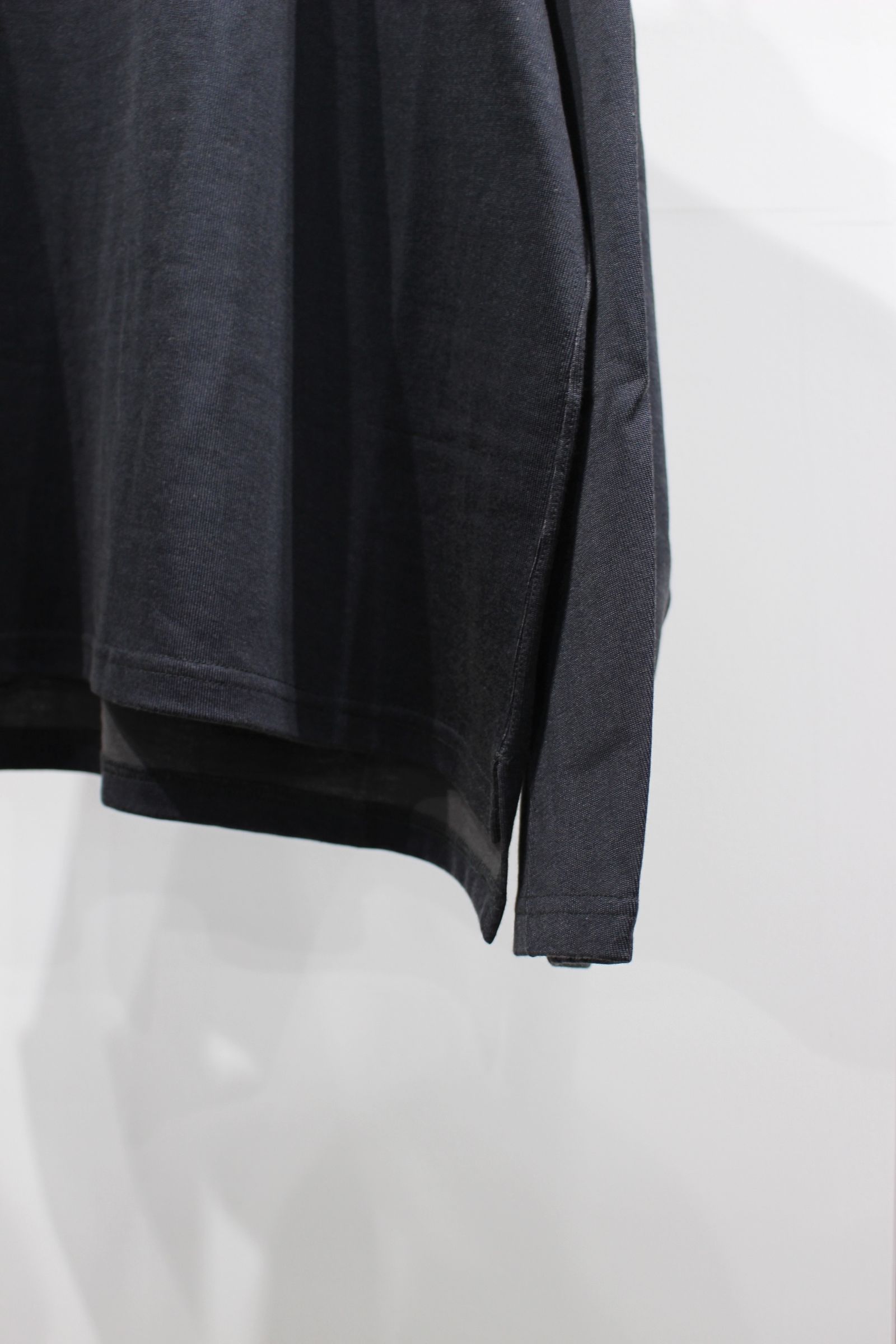 FOOTBALL PLATING OVERSIZED T-SHIRT/フットボールtシャツ/チャコール