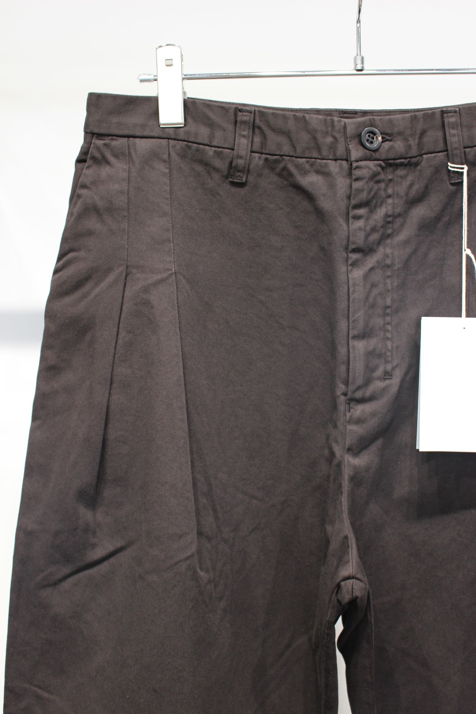 CHINO SLACKS | BLACK | チノスラックス