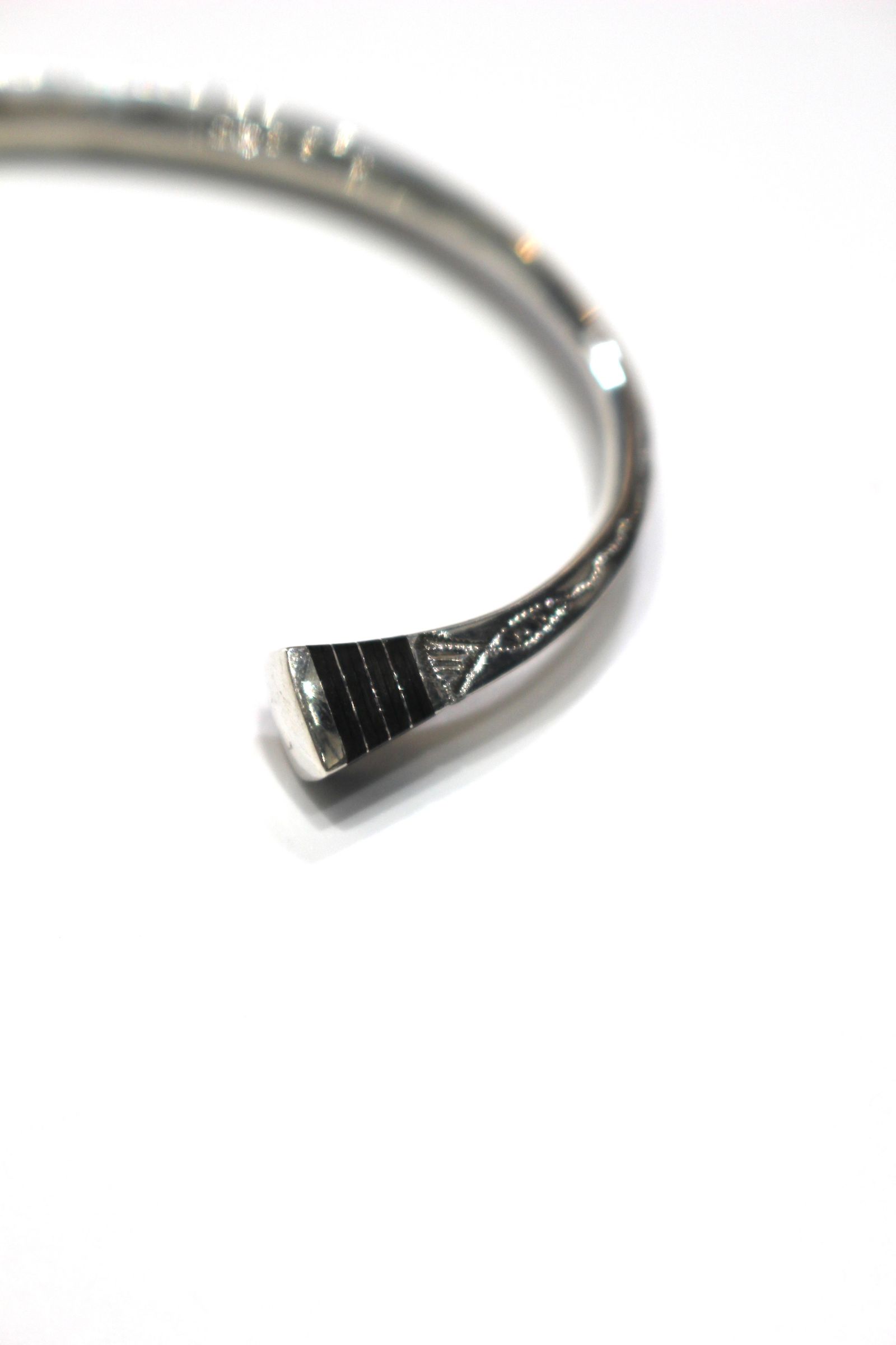 TOUAREG THIN SILVER BANGLE (type B)/トゥアレグシンシルバーバングル