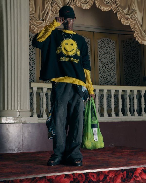 [ラスト1点] SMILE OVER KNIT CREW | BLACK | ニット