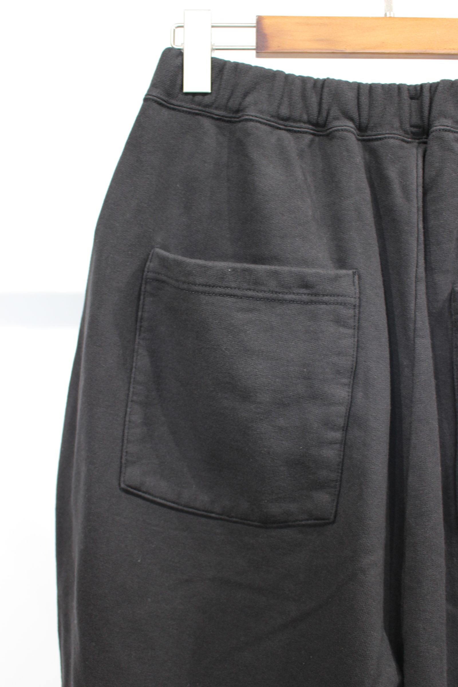TUCK SWEAT PANTS/BLACK