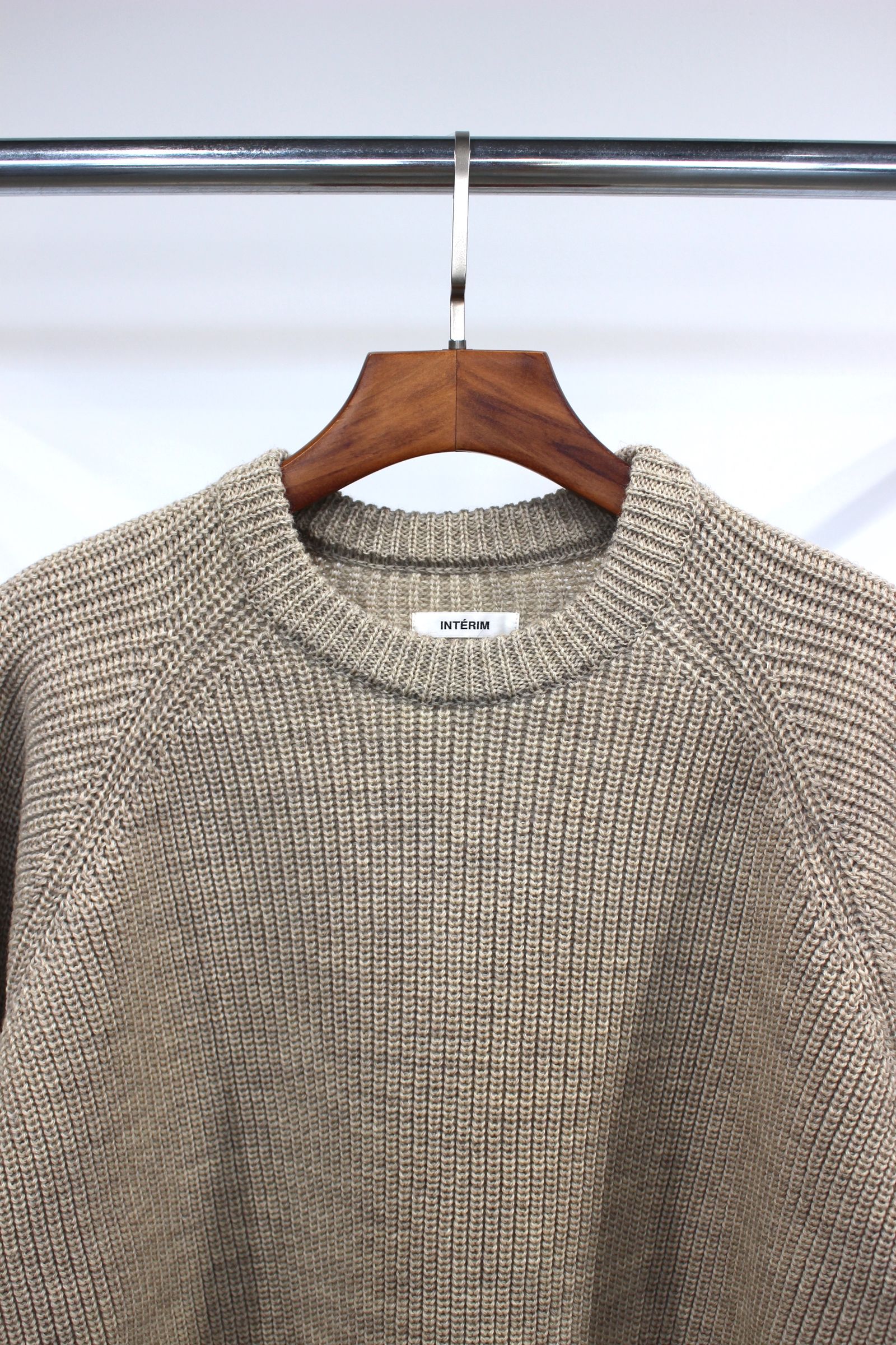 INTERIM - NATURAL WOOL HEAVY FISHERMAN CREW SWEATER/NATURAL BEIGE