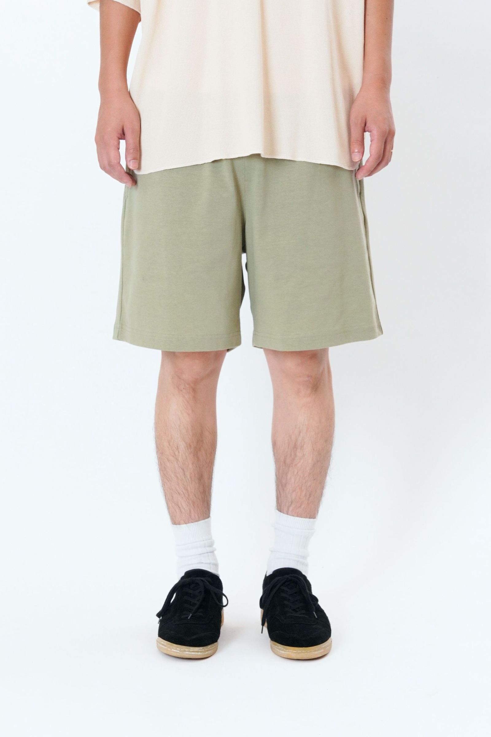 EASY SHORTS | MOSS GREEN | ショーツ