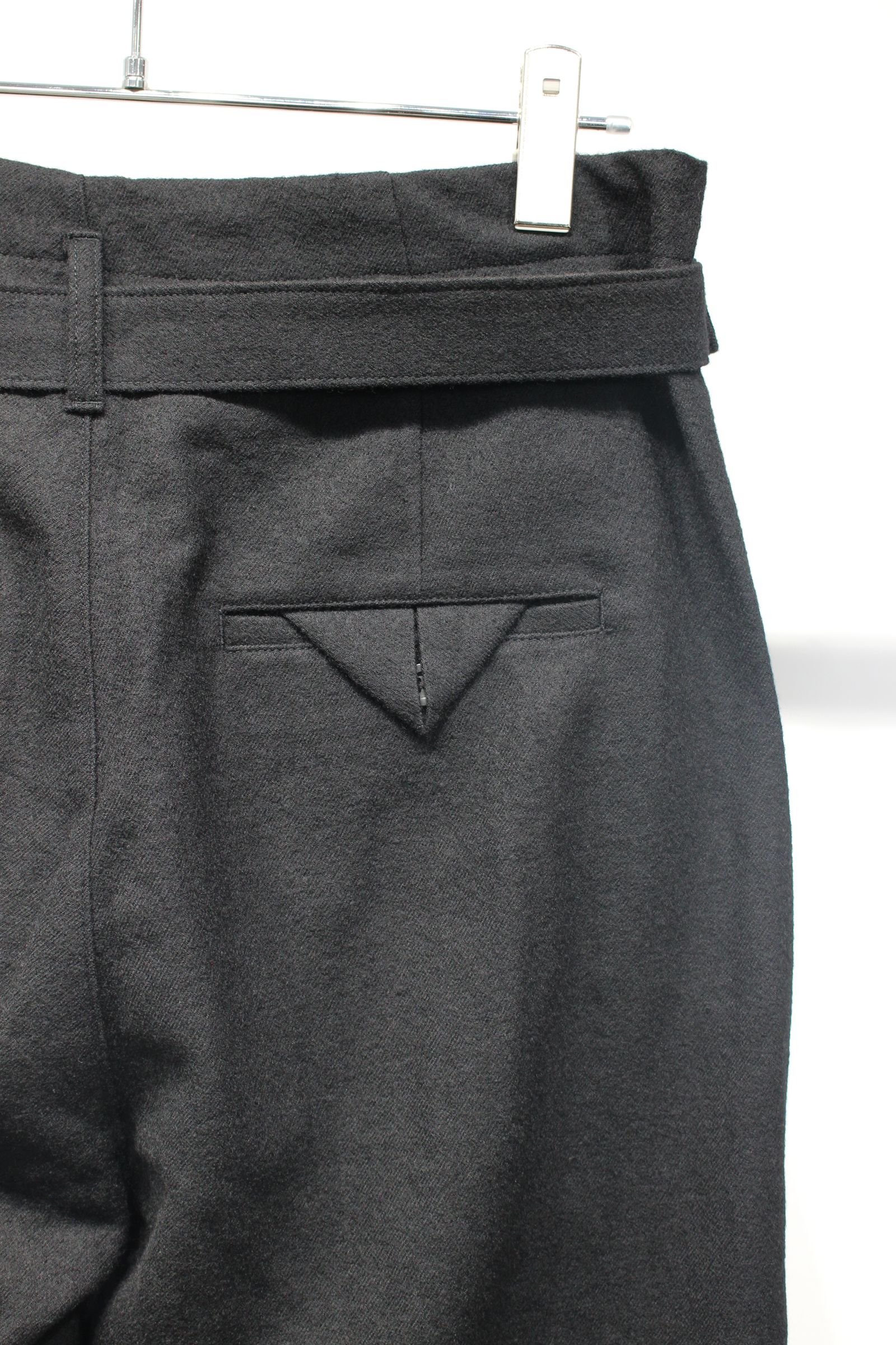 DOUBLE TAILORED JACKET | WOOL BELTED WIDE SLACKS | BLACK | セットアップ