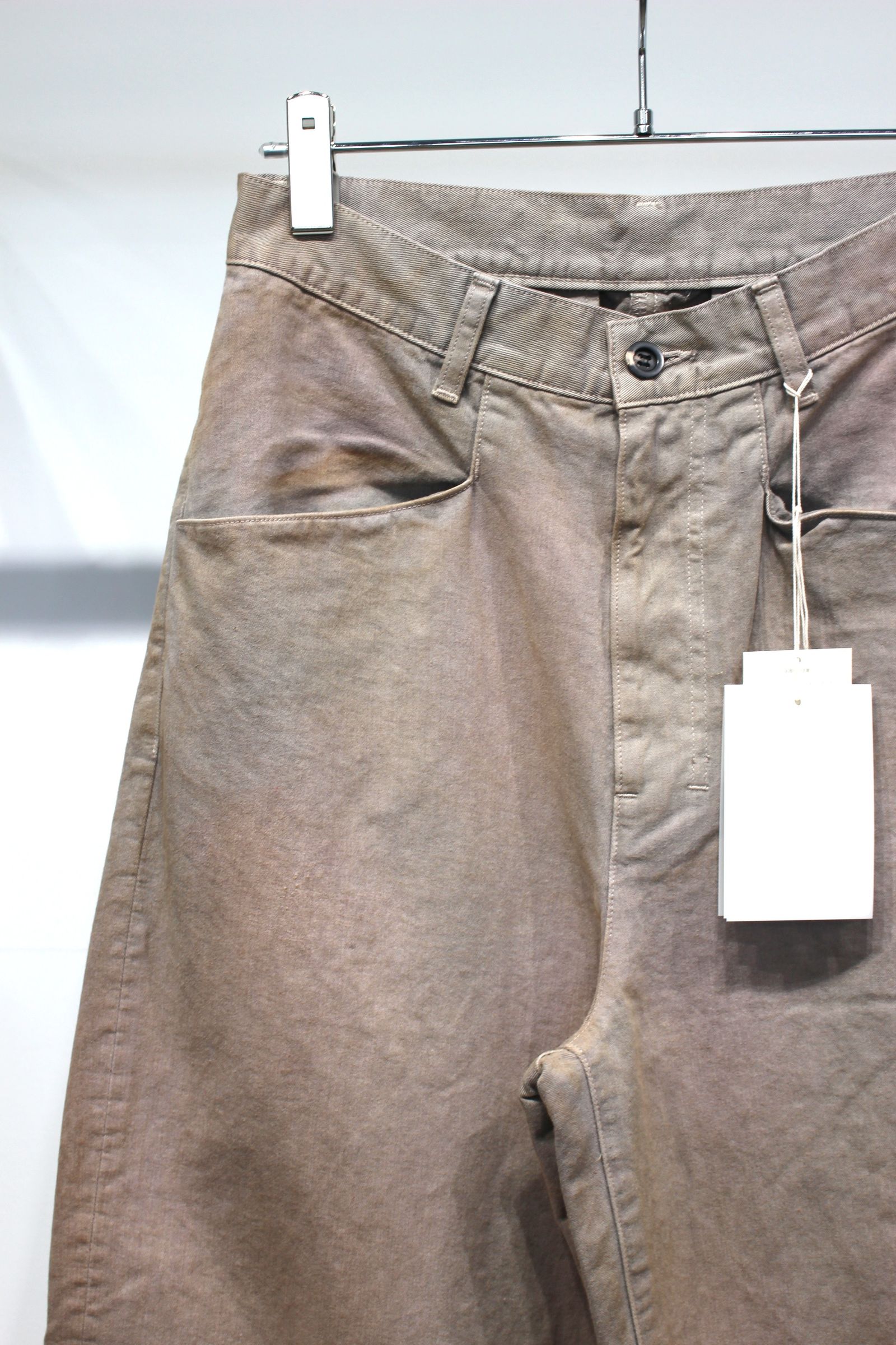 AGING CHINO SLACKS | GRAY | チノスラックス