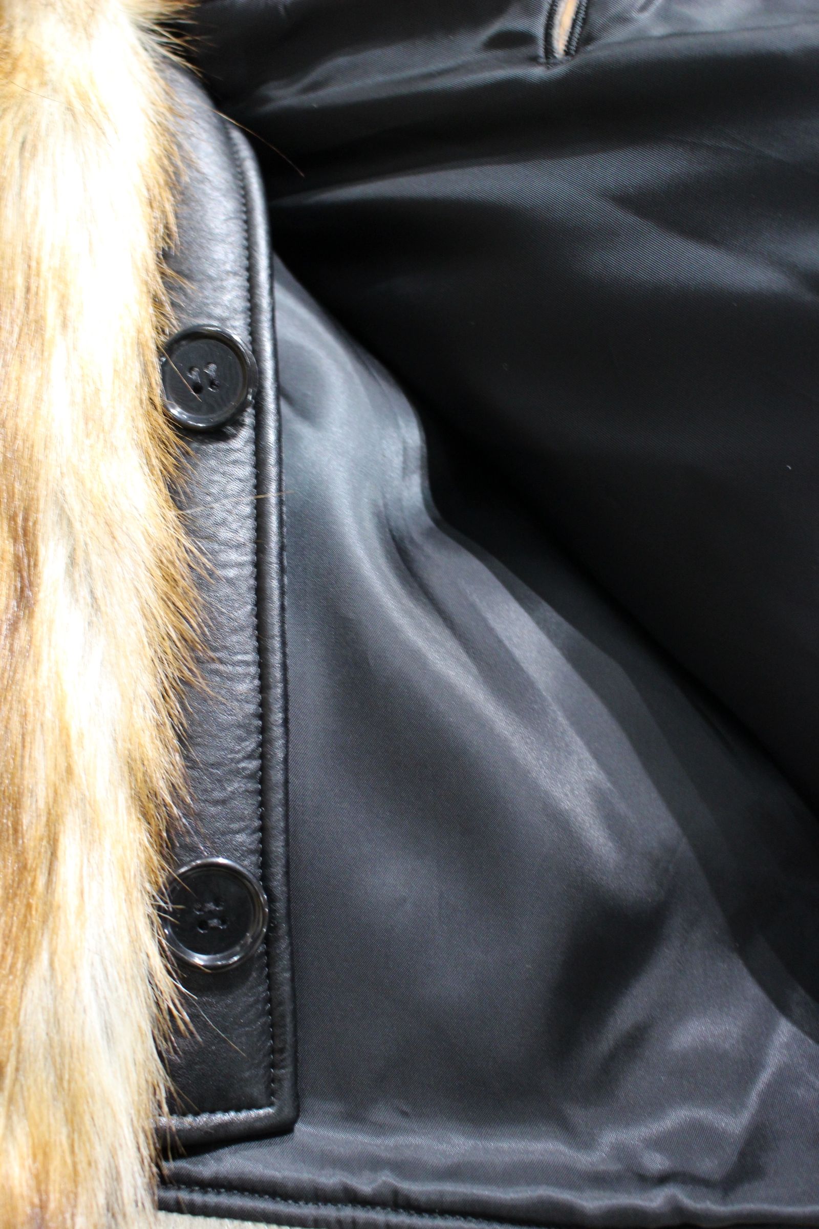 FUR VEST/CAMEL