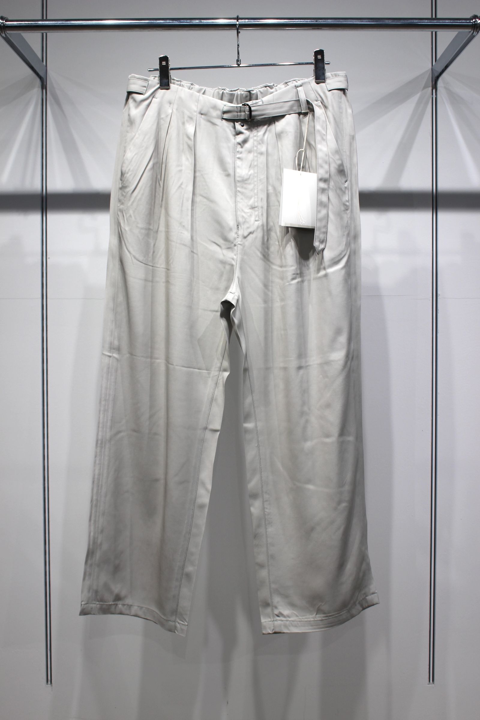 [ラスト1点] VISCOSE BELT-LESS TROUSERS | MINT | スラックス