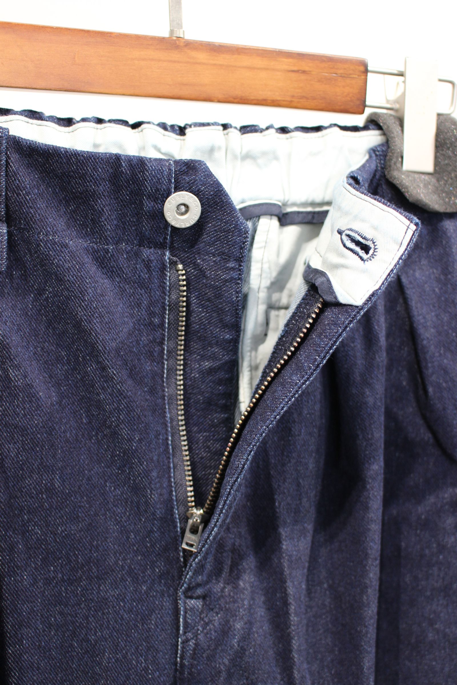 INDIGO 2TUCK WIDE EZ SLACKS-ONE WASHED- | WASHED INDIGO | デニム