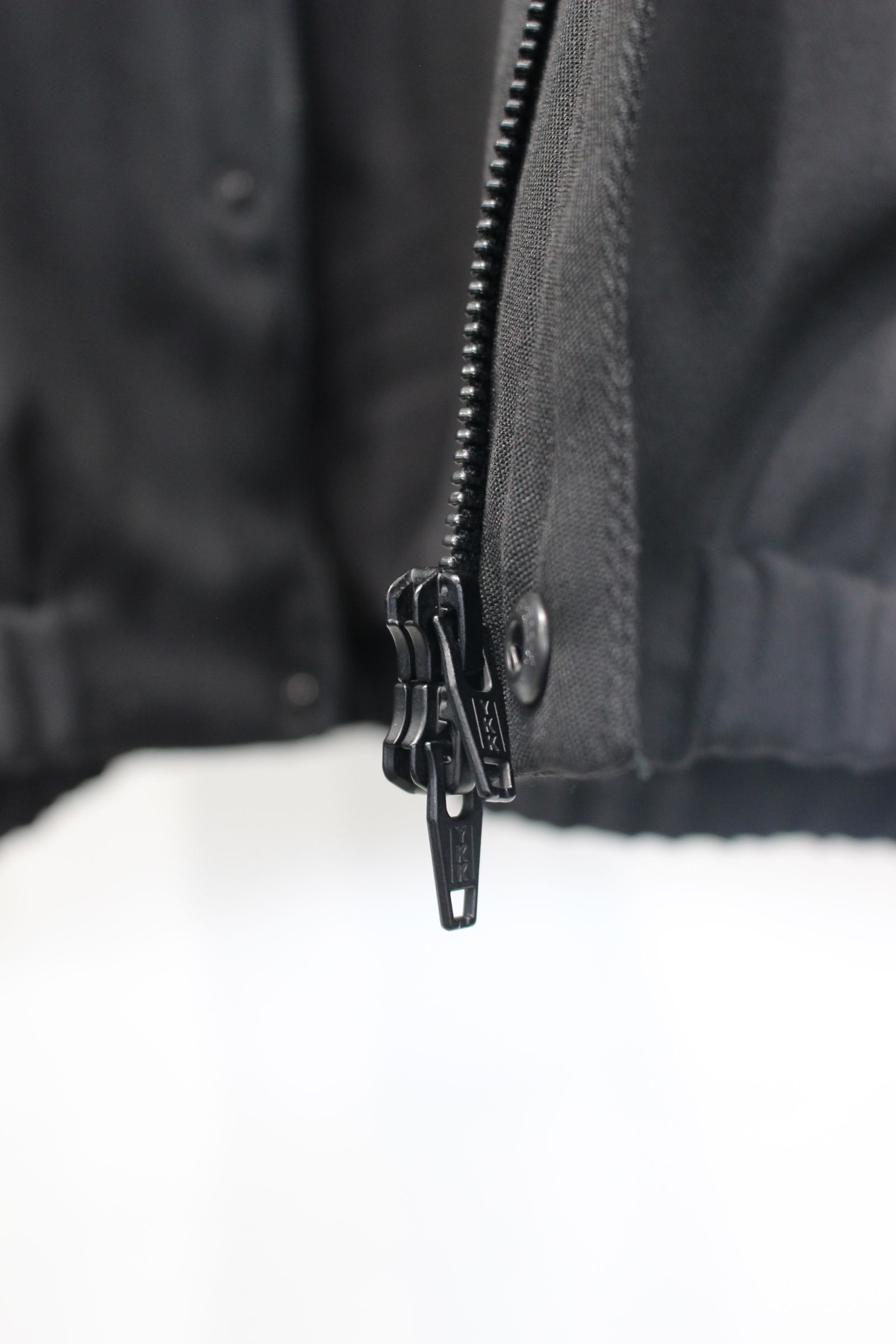 KARSEY HALF BLOUSON | BLACK | ブルゾン