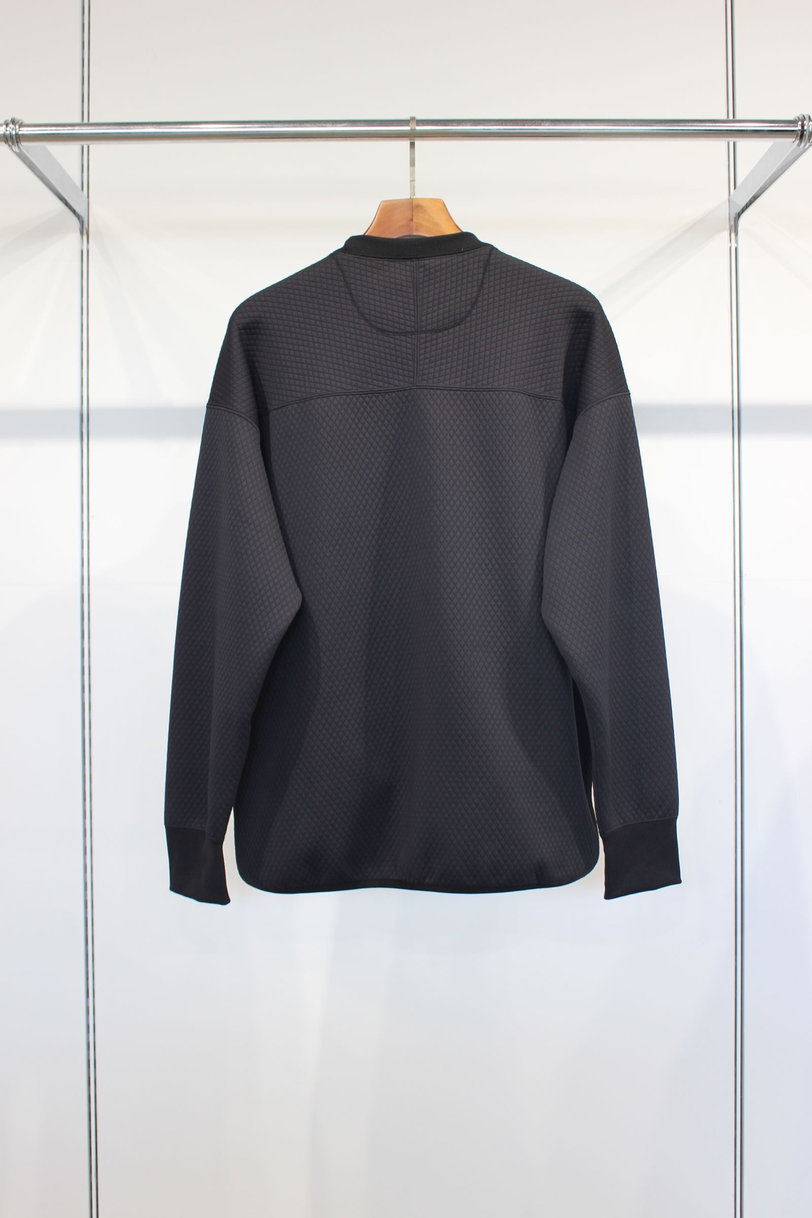 MICRO QUILTING JACQUARD P/O | BLACK | カットソー