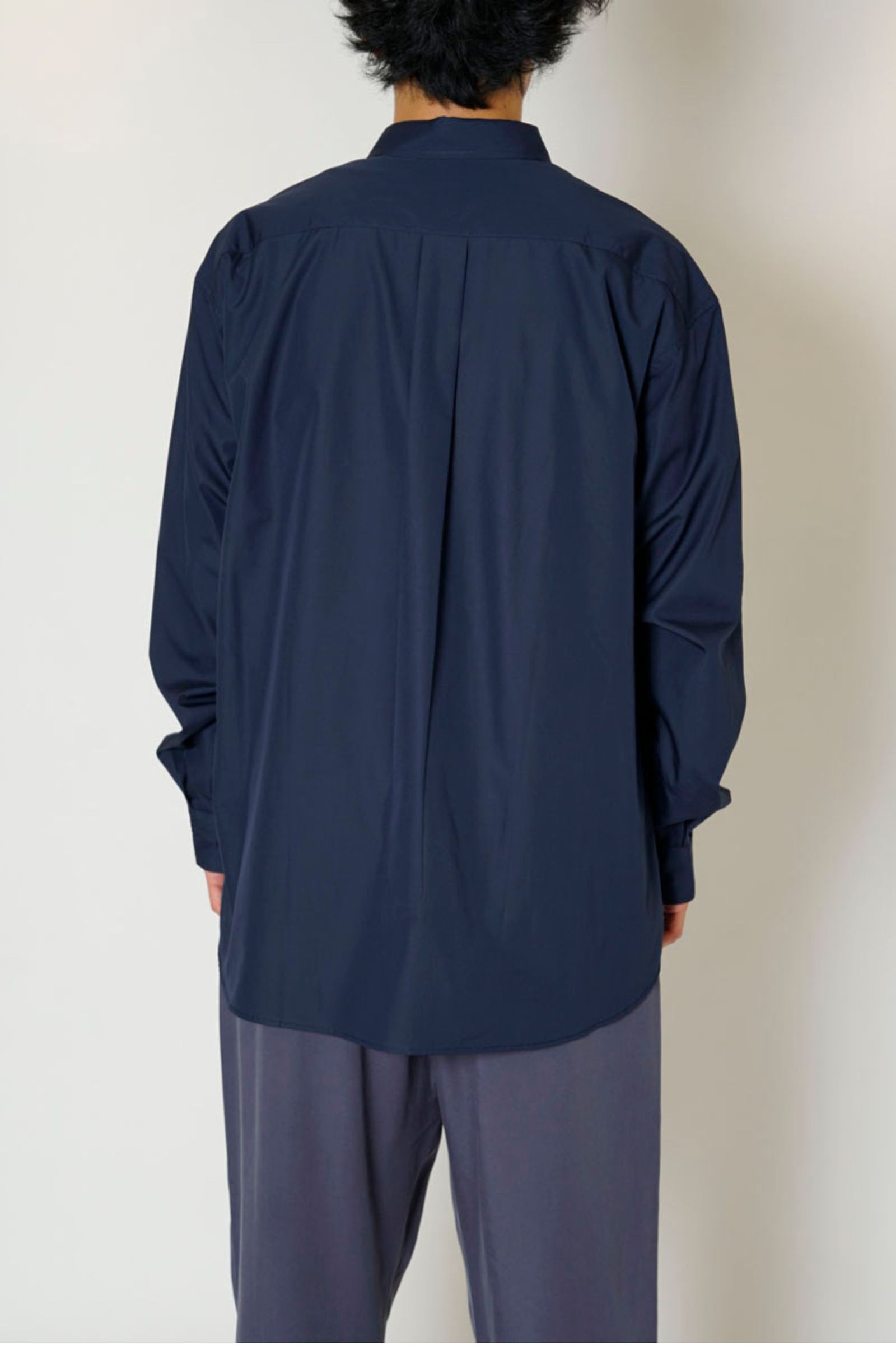 UNIVERSAL PRODUCTS - T.M. REGULAR COLLAR L/S SHIRT/NAVY | NapsNote