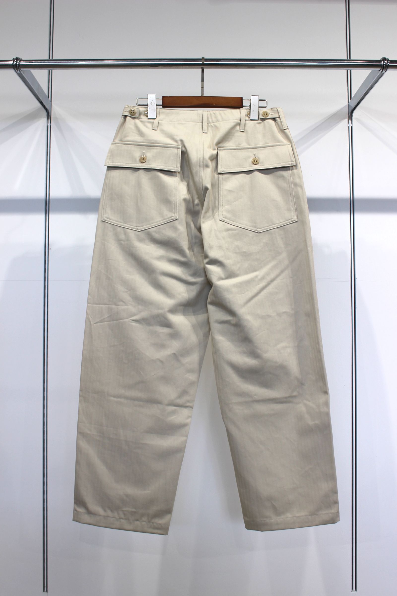ORGANIC COTTON HBT TWILL BAKER PANTS/IVORY