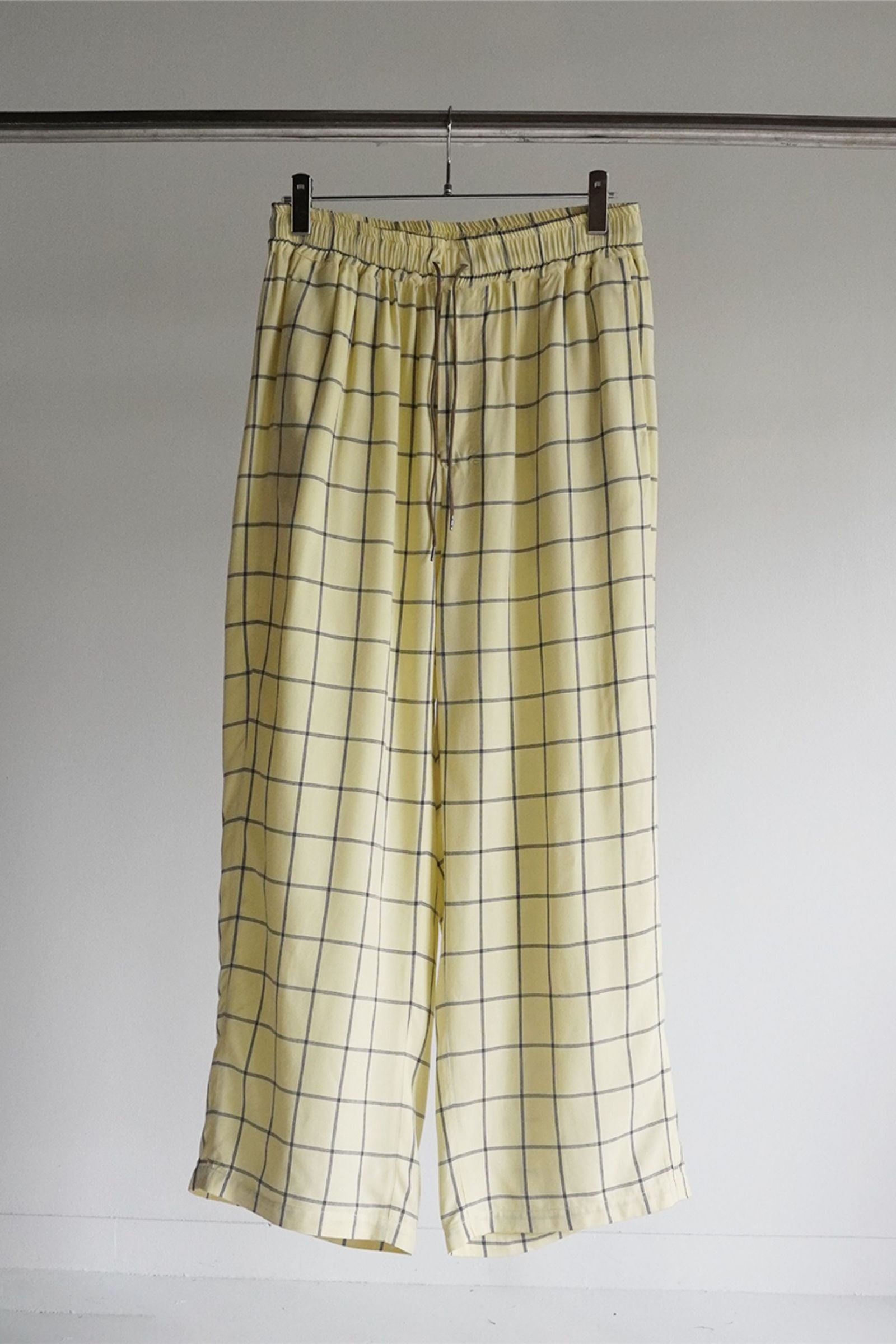 RAYON CHECK SLACKS/CREAM
