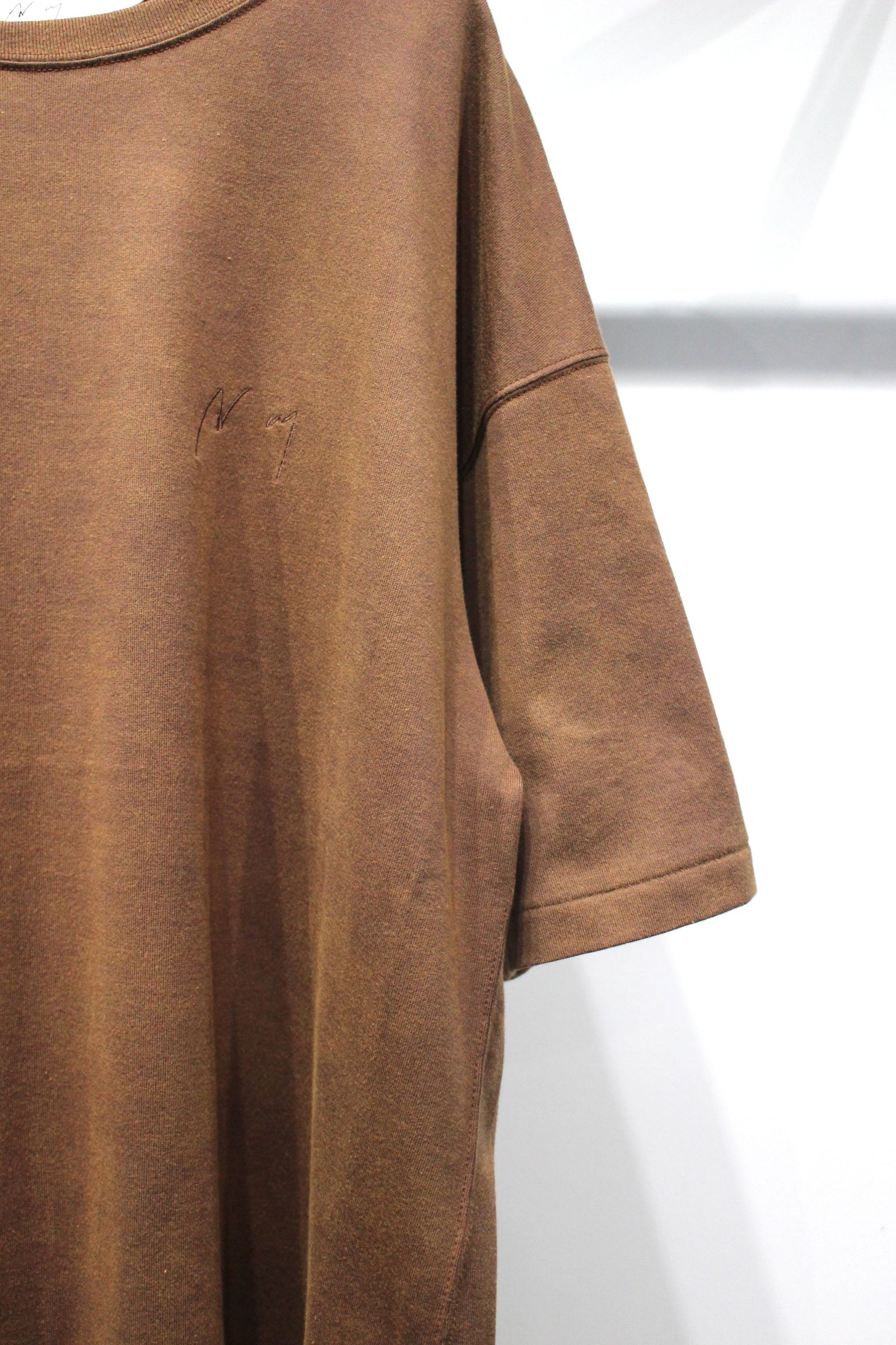 UNEVENNESS T-SHIRT | BROWN | カットソー