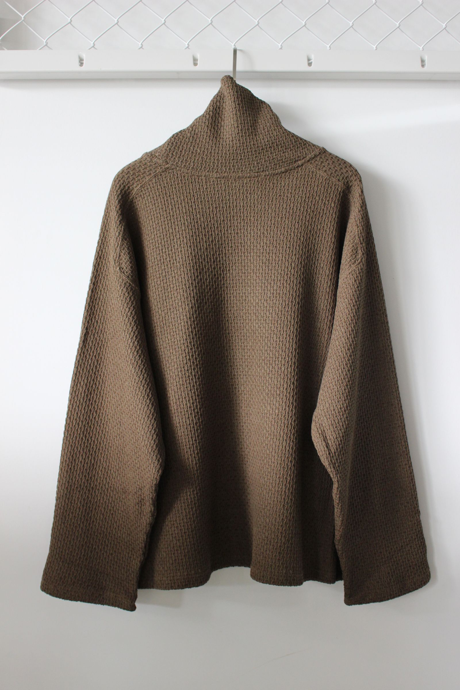 ANCELLM - CHAIN KNIT HI-NECK LS T-SHIRT/KHAKI | NapsNote