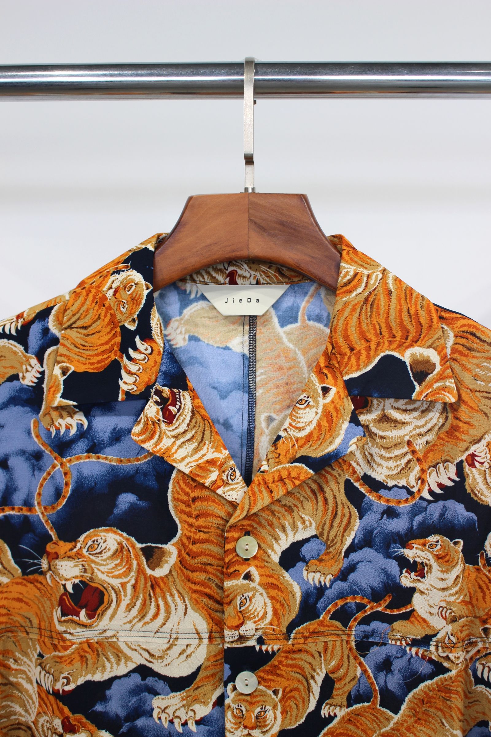 JieDa - HUNDRED TIGER PANEL SHIRT S/S/タイガーパネルシャツ | NapsNote