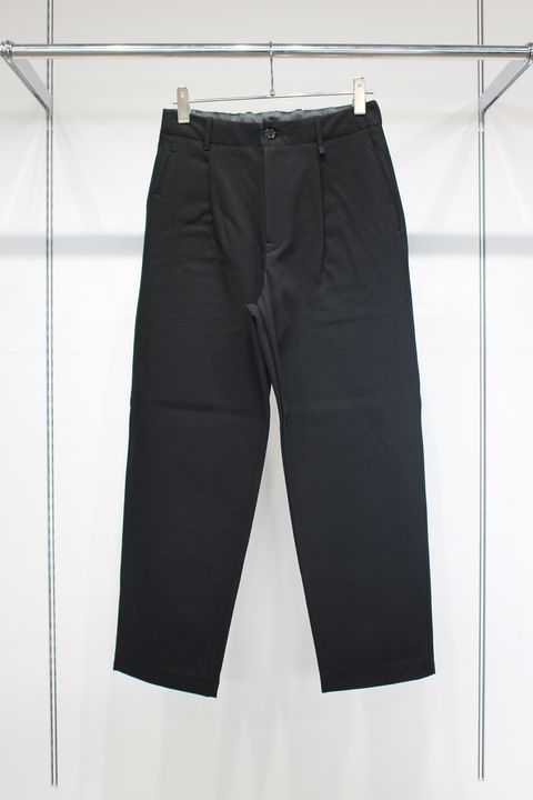 KNIT CHINO-CLOTH PANTS (STRAIGHT) | BLACK | ニットチノパンツ