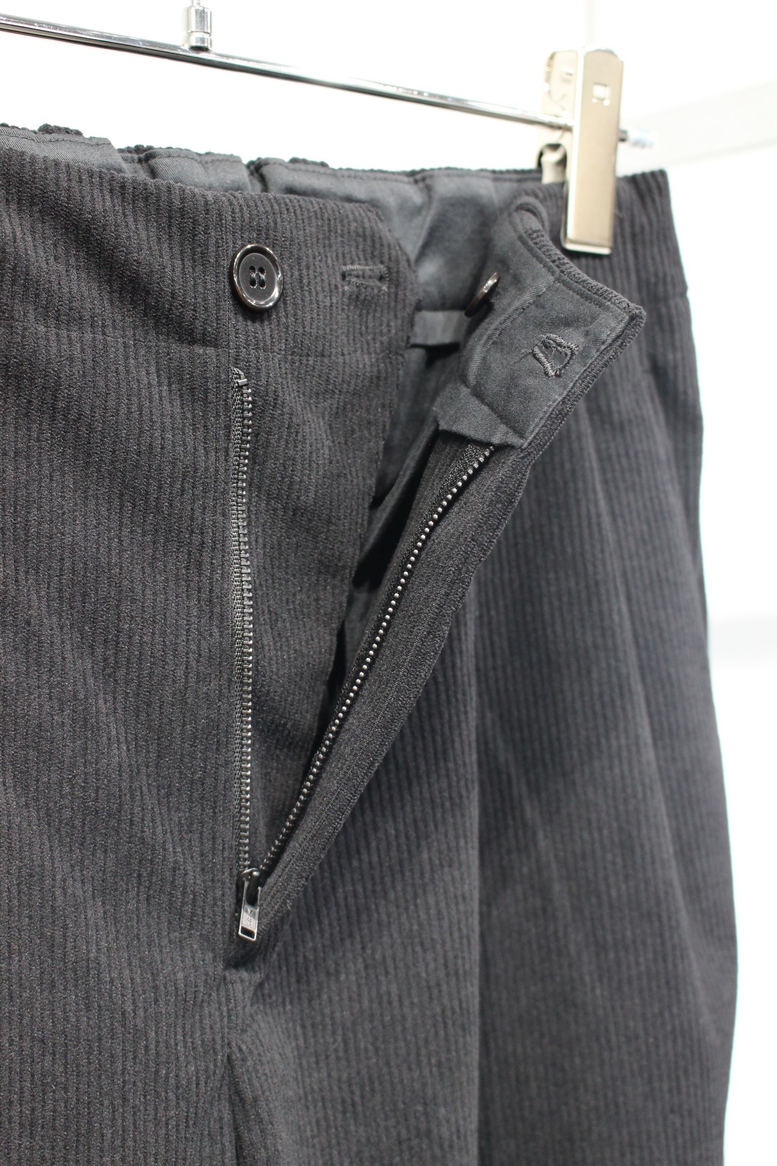 TRICOT CORDUROY PANTS | BLACK | コーデュロイパンツ