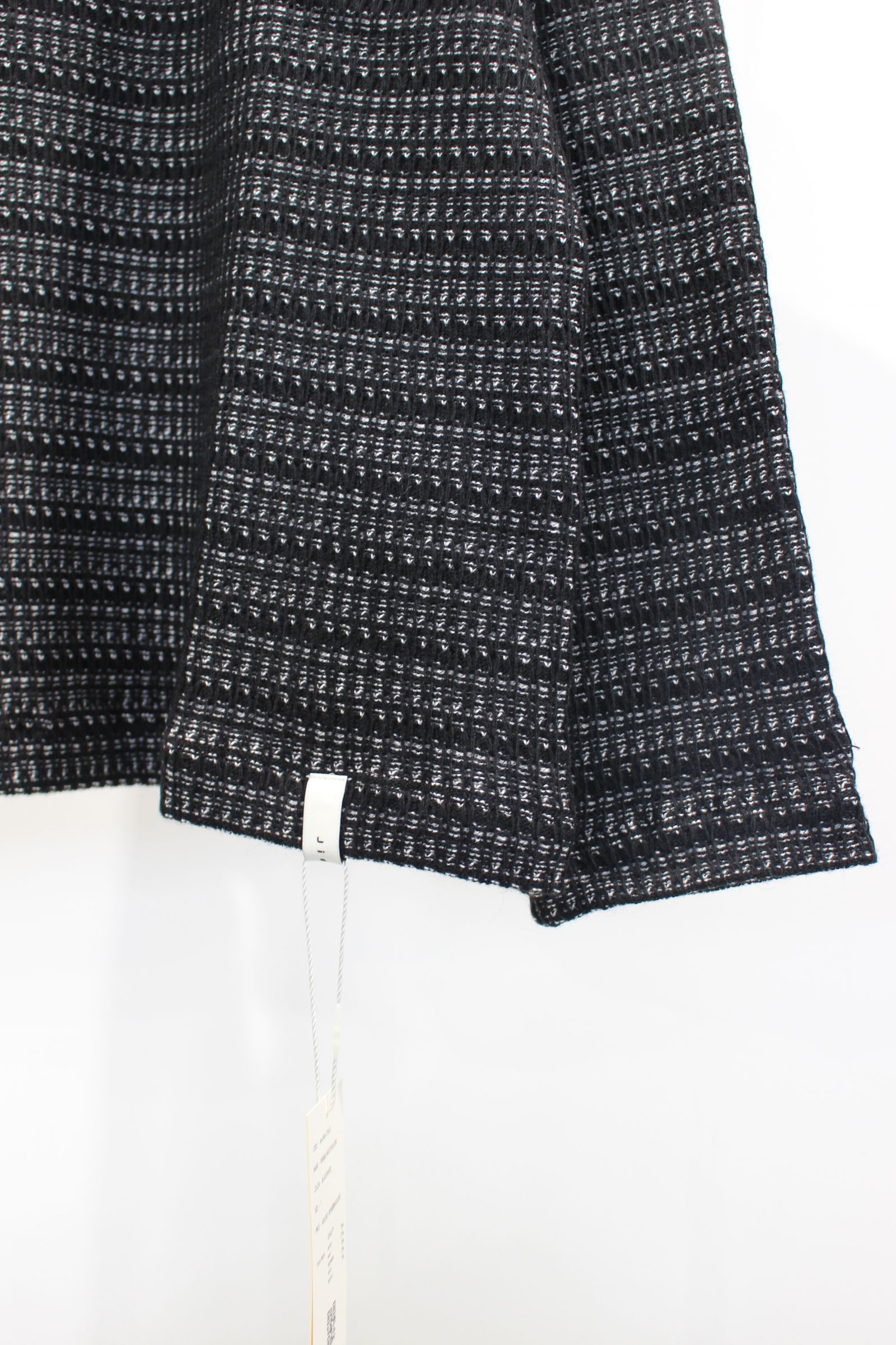 REVERSIBLE CHAIN STITCH KNIT CREW | BLACK - WHITE | ニット