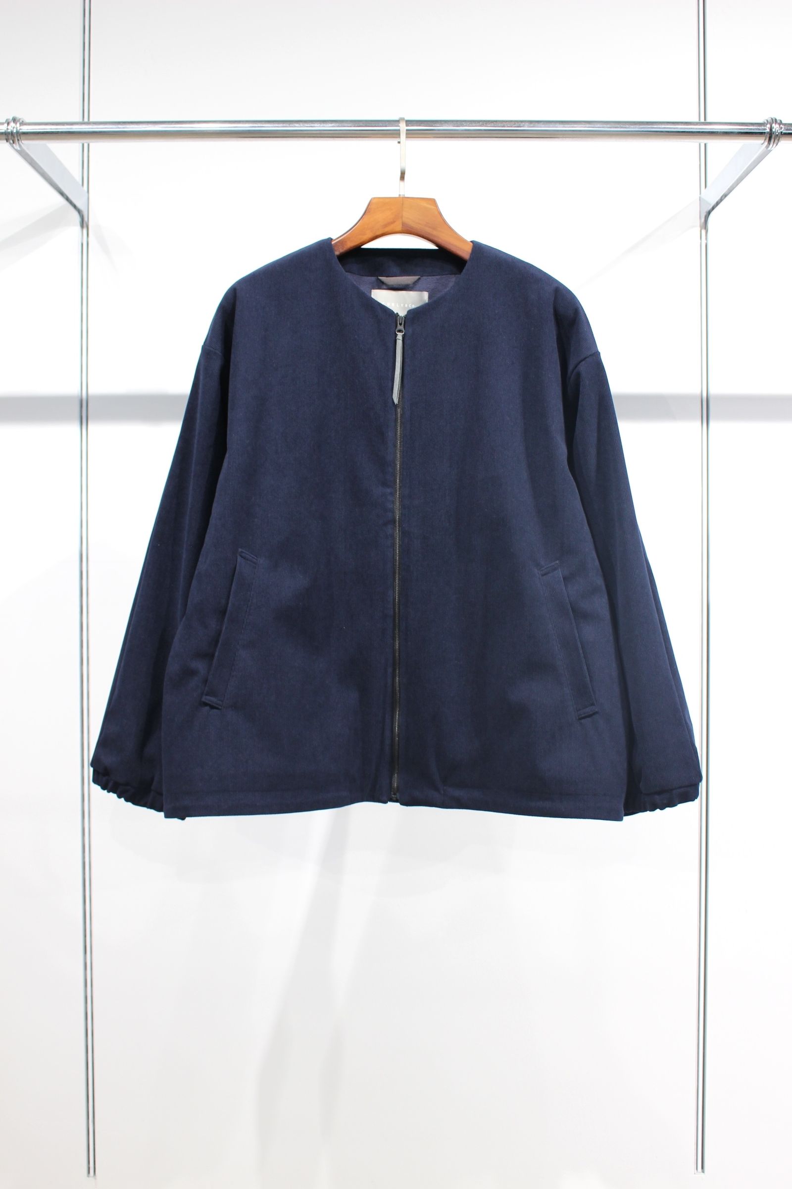 CURLY&Co. - [ラスト1点] TRICOT CORDUROY COLLARLESS BLOUSON | CADET BLUE | コーデュロイブルゾン  | NapsNote