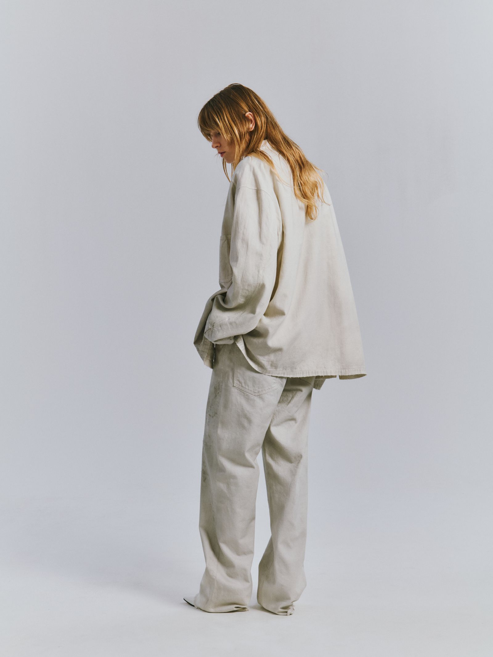 CUT-OFF LENGTH DENIM PANTS | WHITE | デニムパンツ