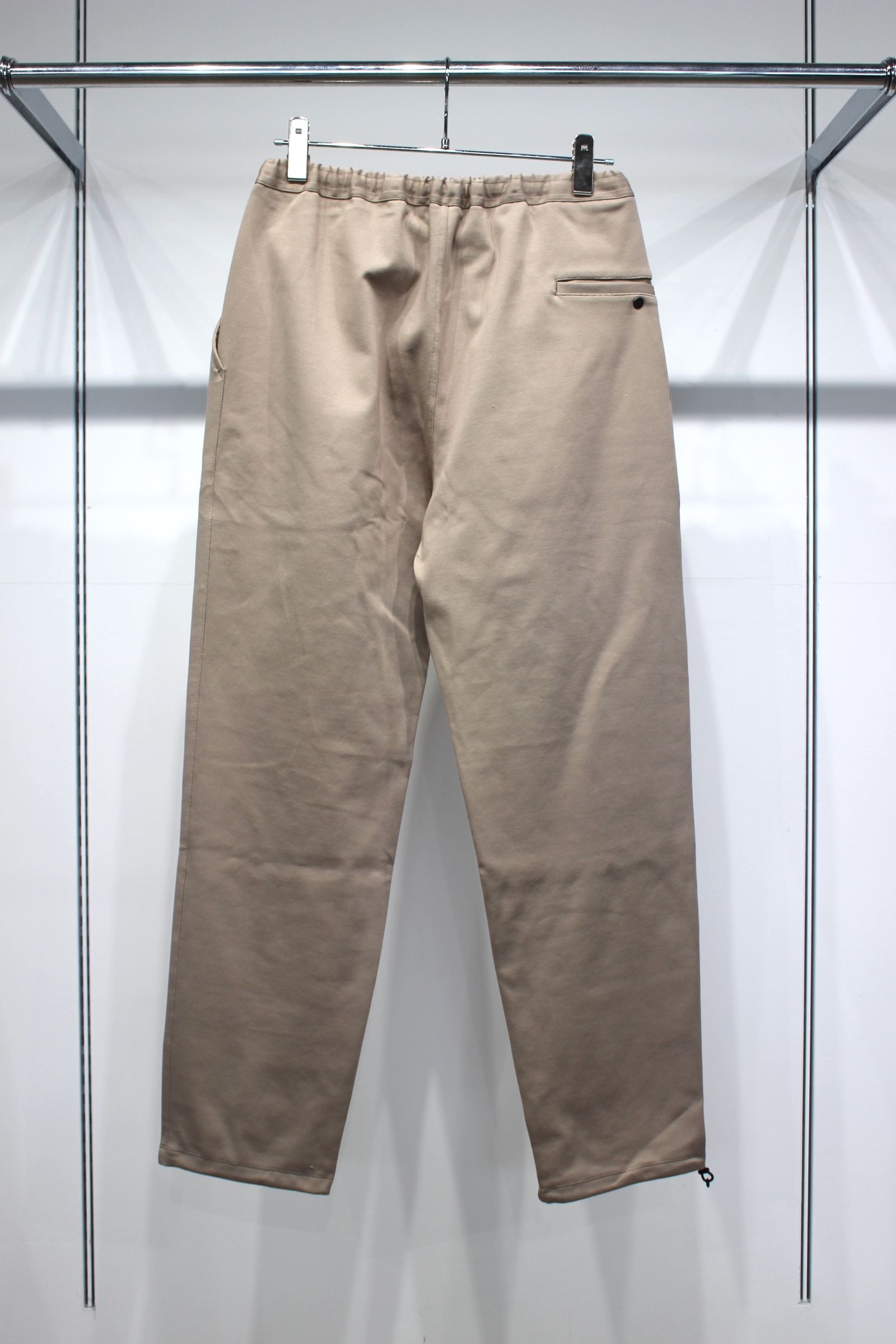 RILEY EZ TP TROUSERS | TAUPE | デュアルジャージ