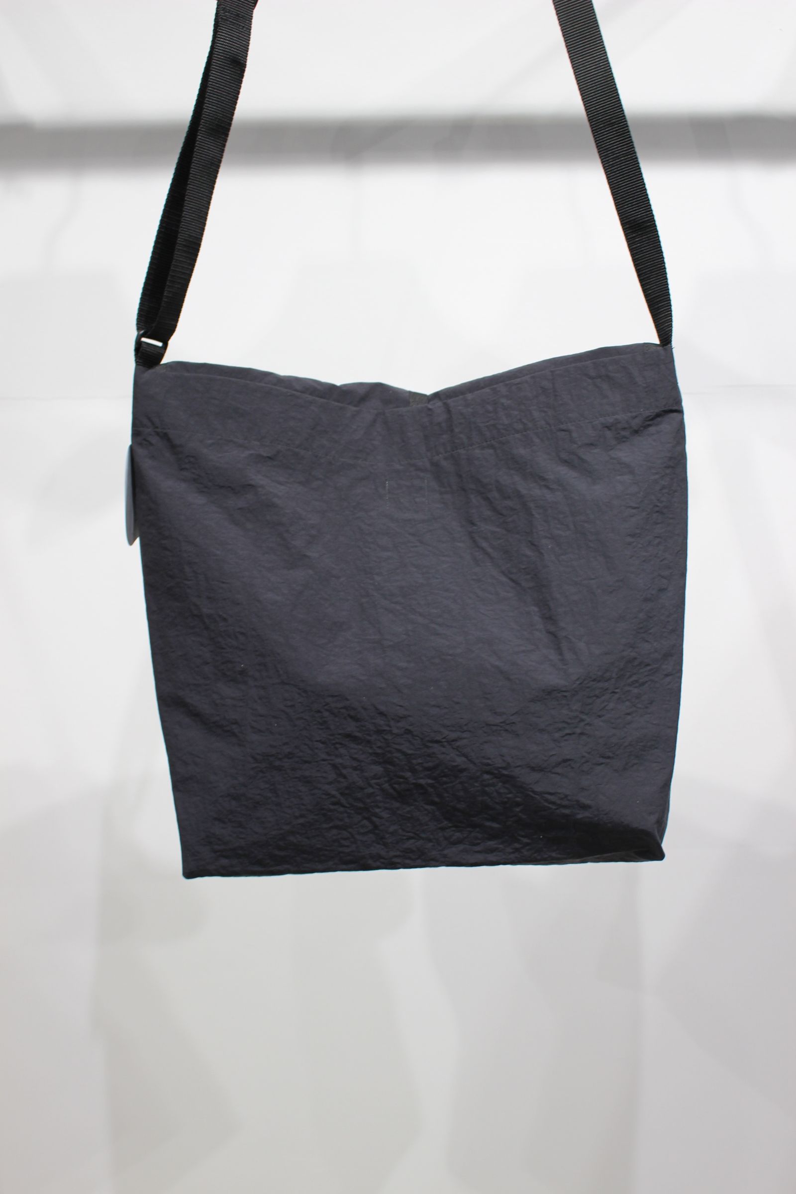 wonderland】Large Pocket / 2色展開 | ROGER'S North land