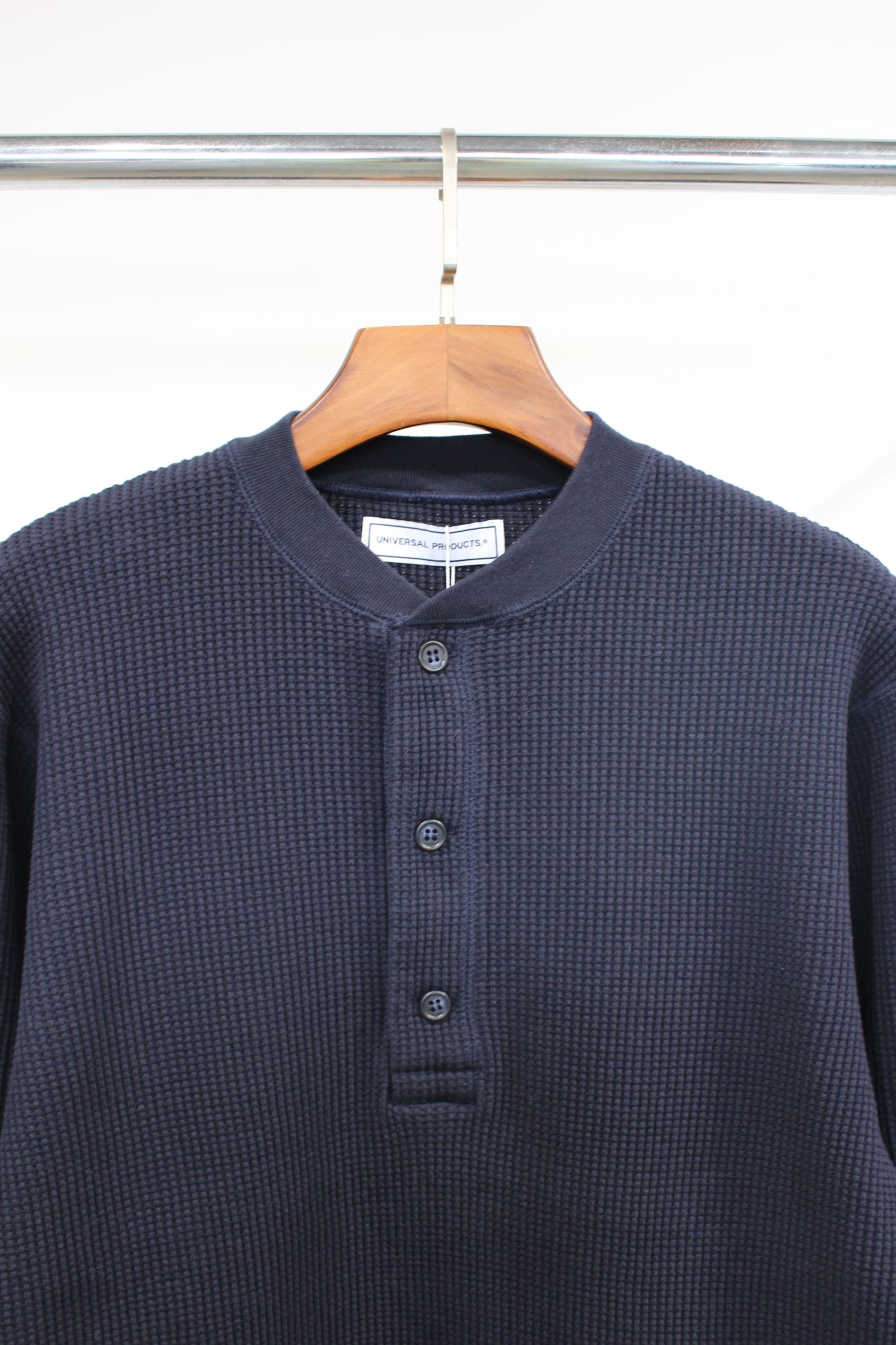 HENRY NECK L/S T-SHIRTS | NAVY | カットソー