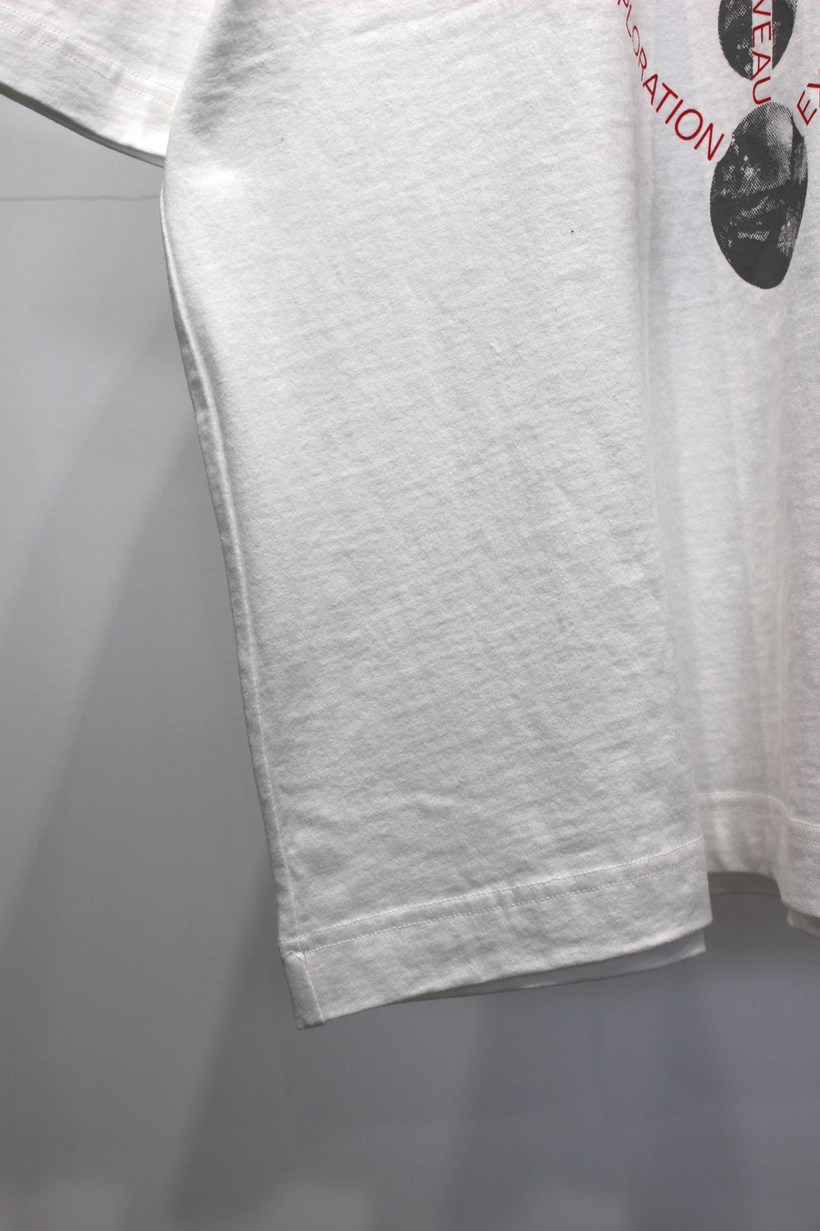 WORDCORE ON ATOMIUM T | White | カットソー