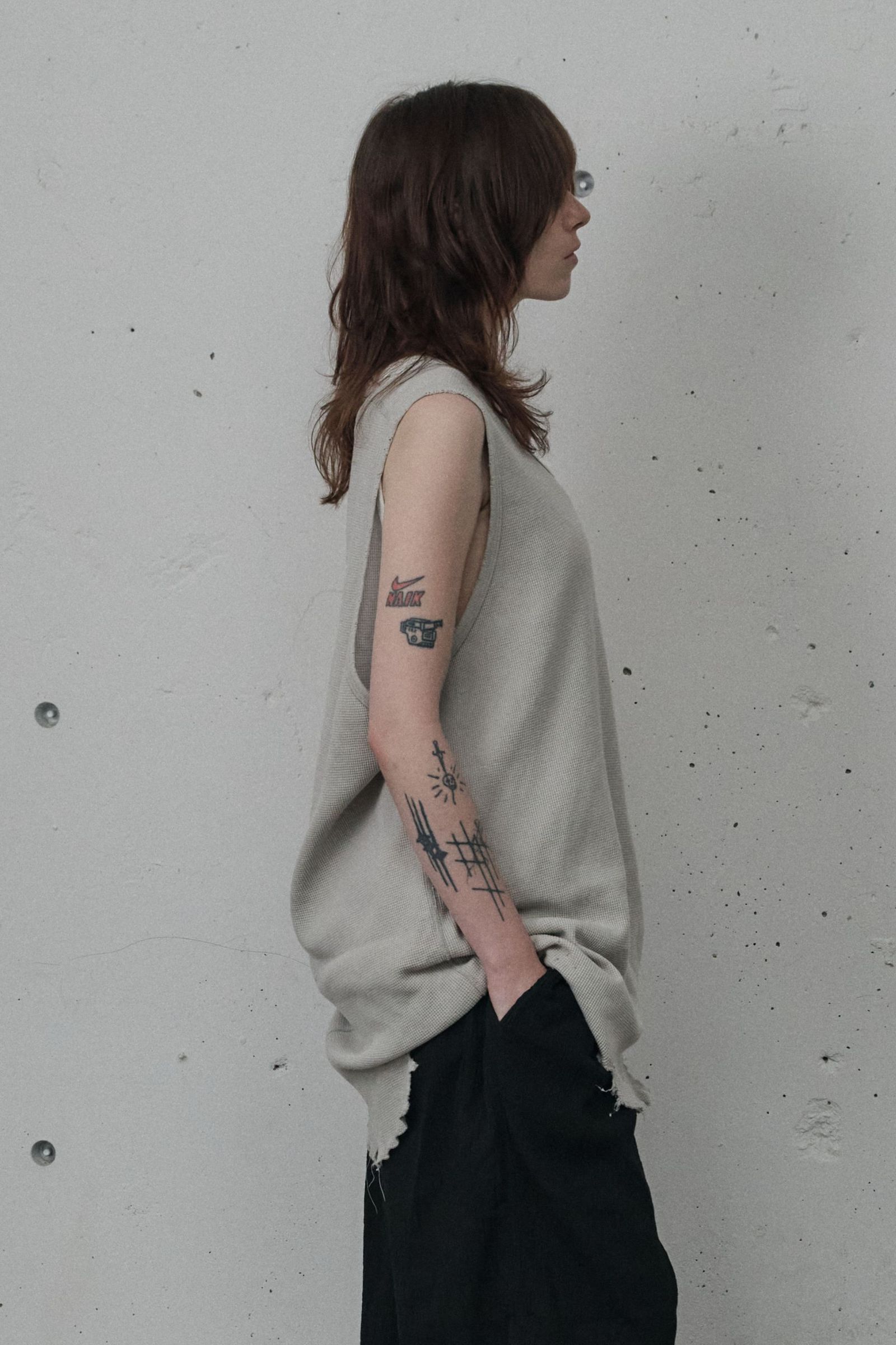 DAMAGE WAFFLE TANK | GREIGE | タンクトップ