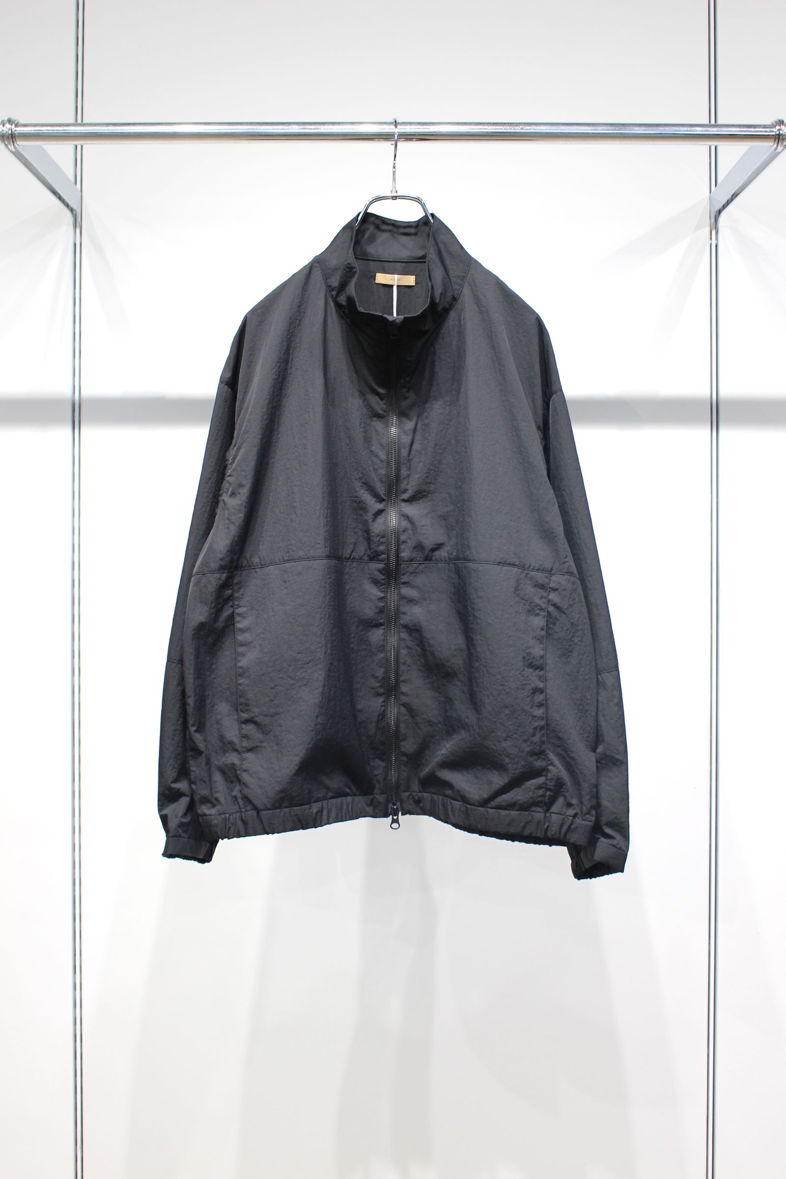 POCKETABLE NYLON BLOUSON | BLACK | ナイロンブルゾン