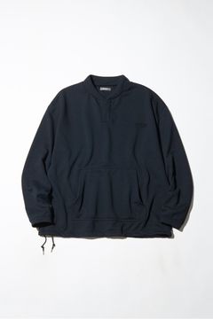 EMB. STAND COLLARED SWEATSHIRT LS/スタンドカラースウェット