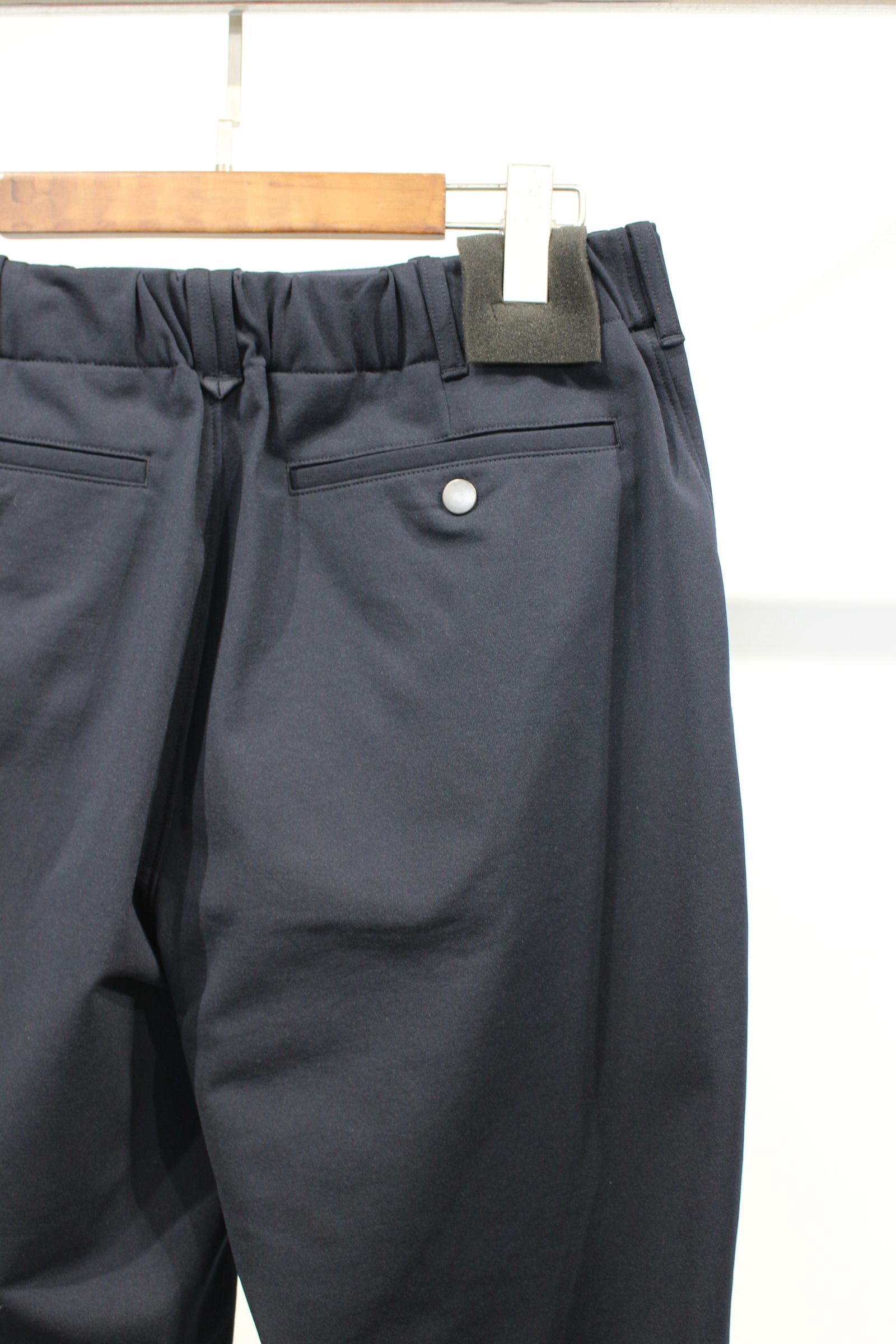 FRENCH TERRY HEM TUCK PANTS | NAVY | パンツ