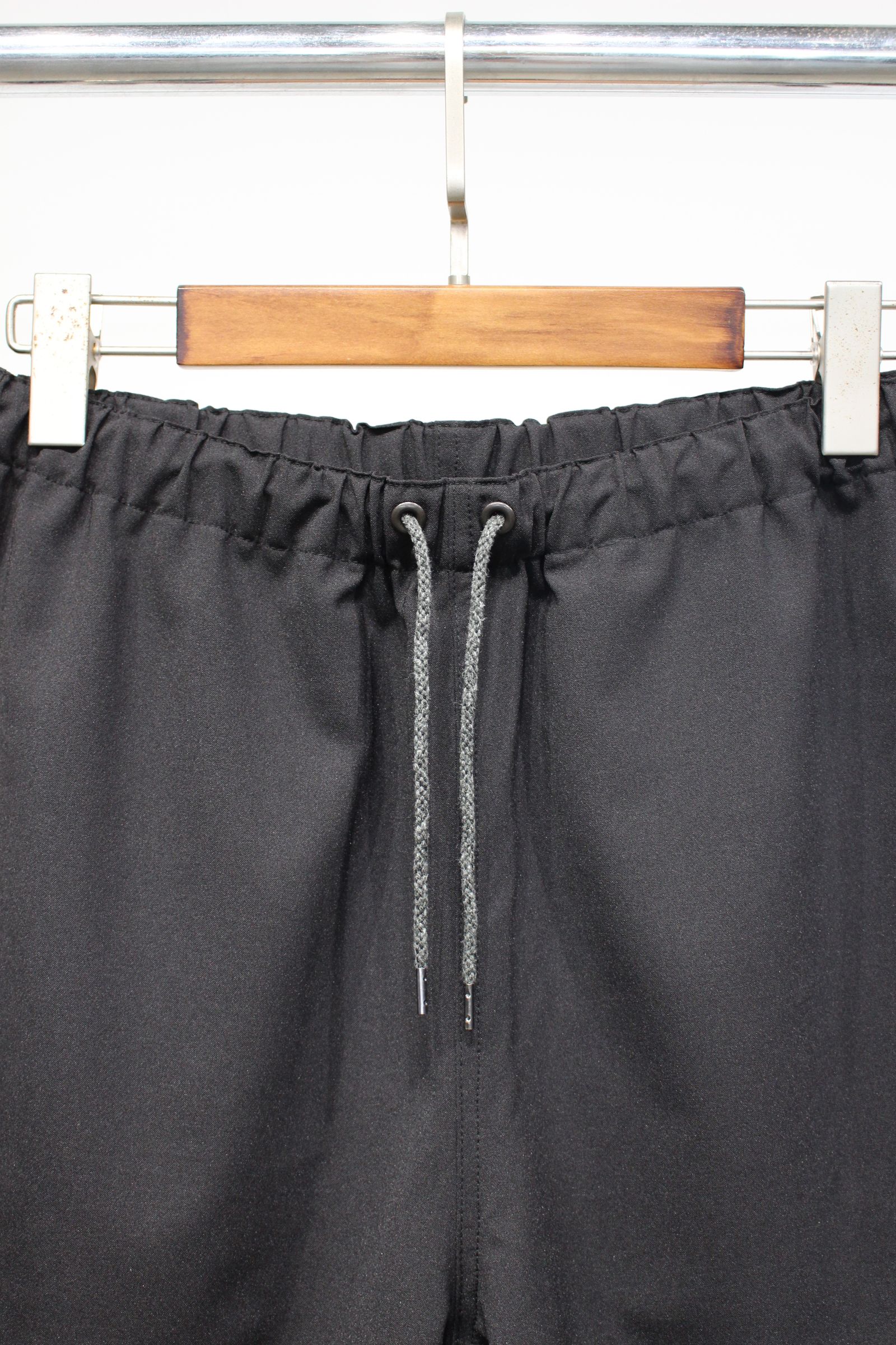 [ラスト1点] SHARI SHORTS | BLACK | イージーパンツ