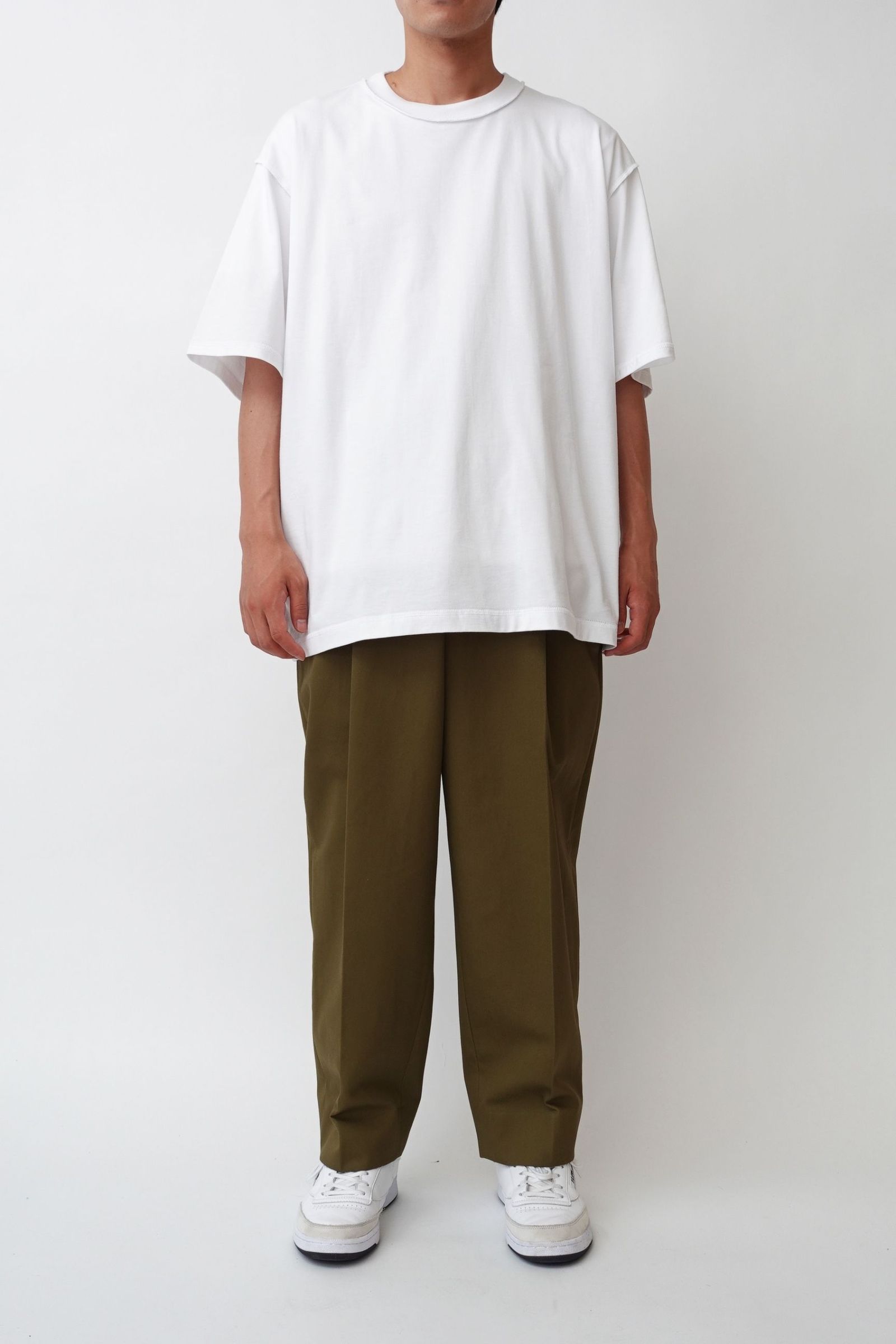 UNIVERSAL PRODUCTS - COTTON 1TUCK TROUSERS/コットン1タック ...