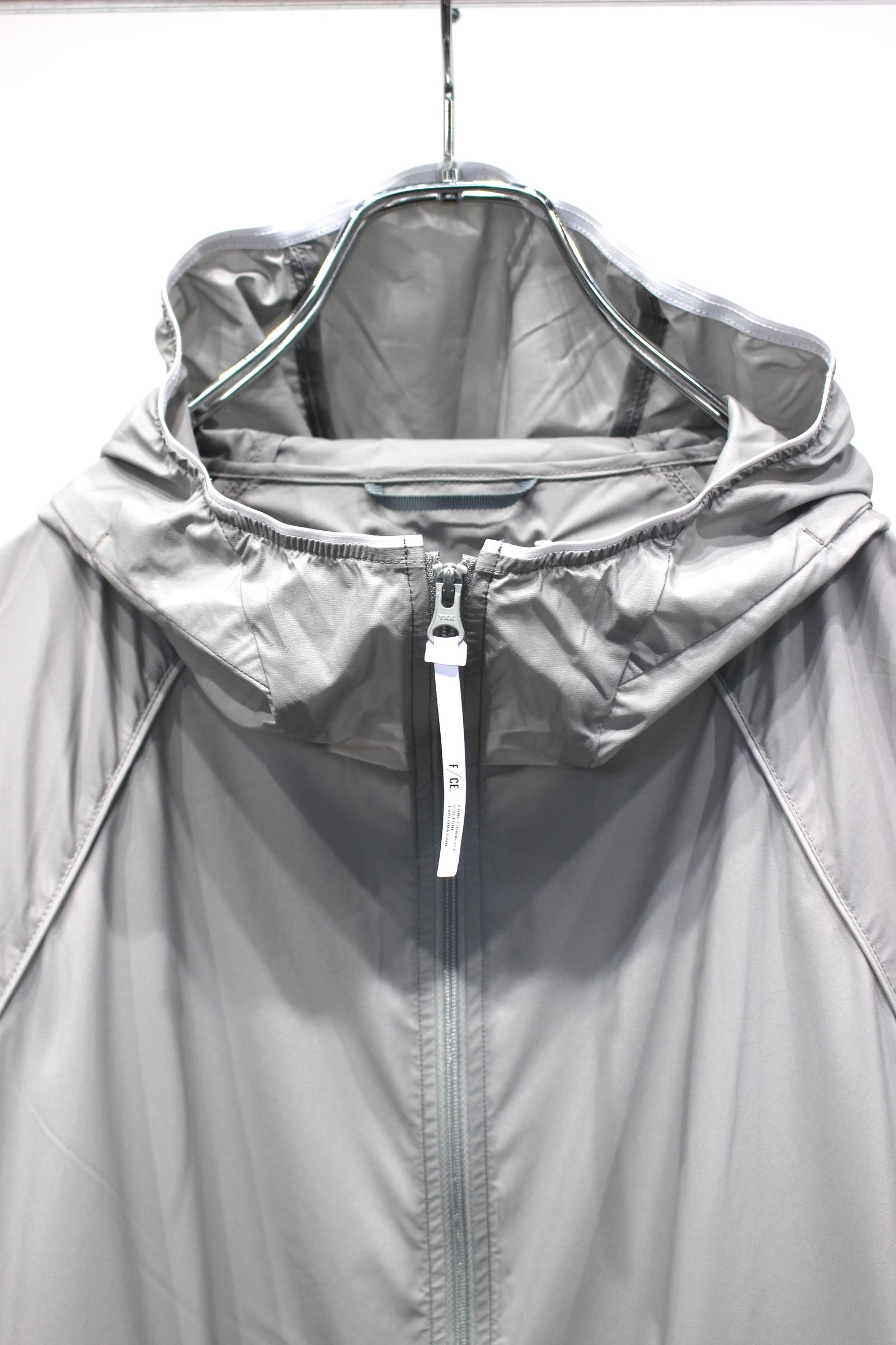 STOWABLE LIGHTWEIGHT JACKET | Gray | ストウアブル ライトウェイト ジャケット