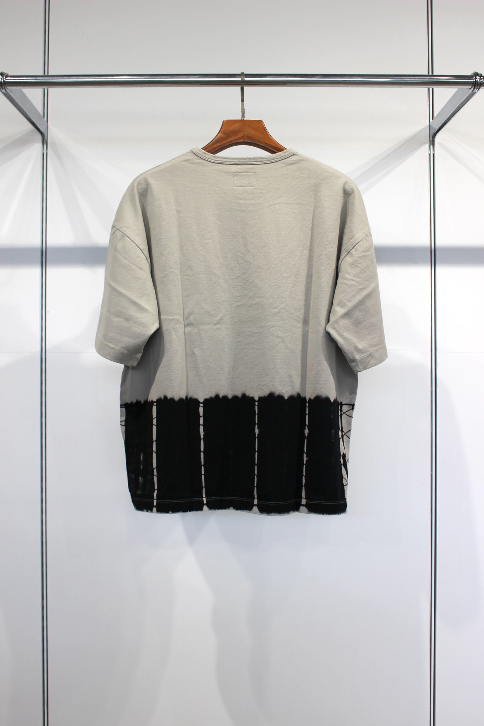BLEACH PRINT TEE | BLACK | Tシャツ