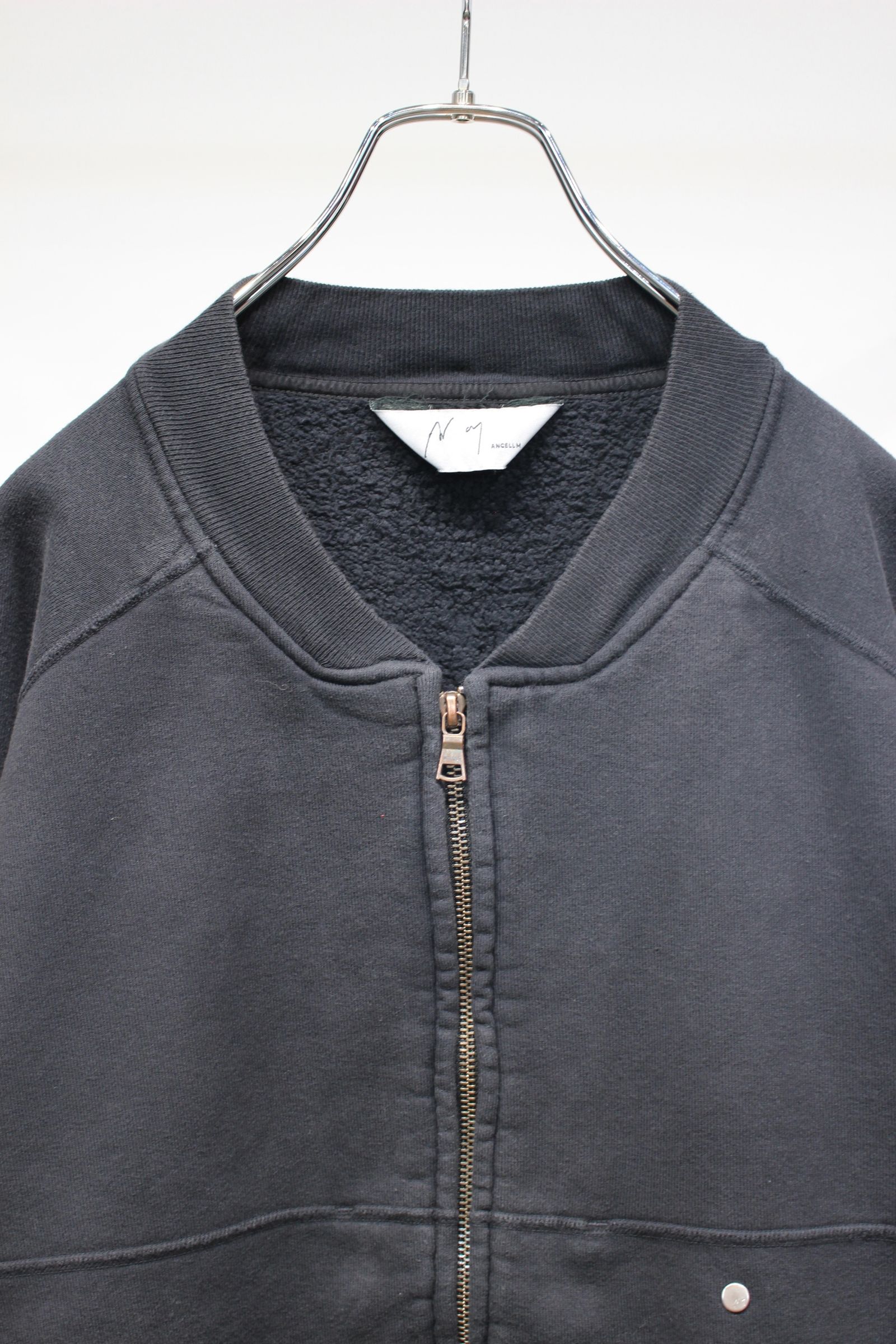 FLEECE-LINED SWEAT VERSITY SHIRT | BLACK | スウェット