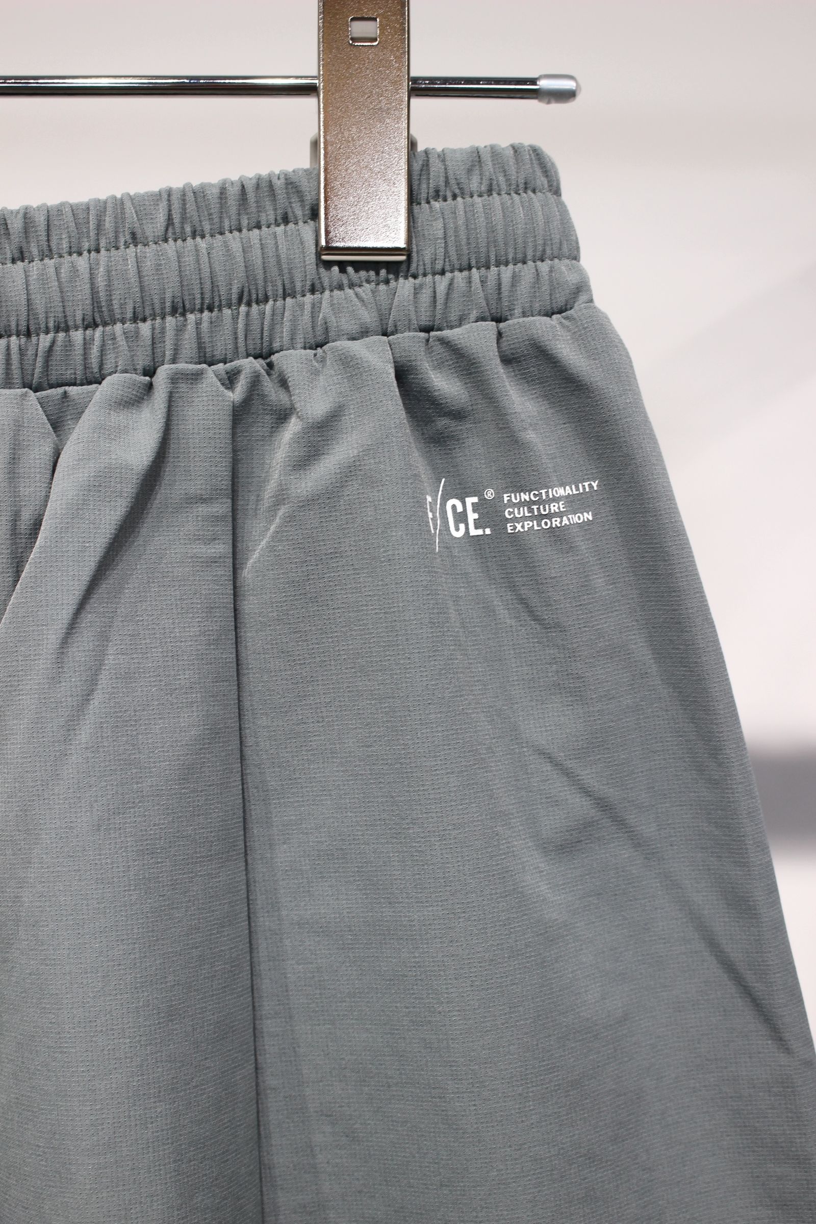 AMPHIBIOUS SHORTS | Blue | リラックスショーツ