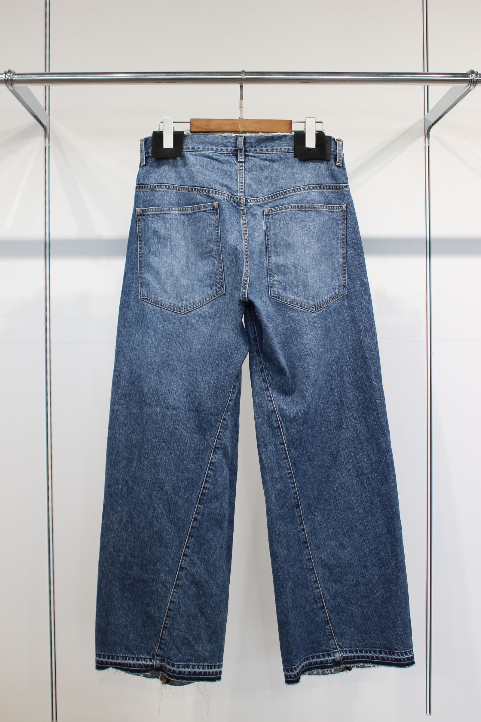 jieda 23SS（春夏）3D Baggy Denim (size 2) - www.stedile.com.br